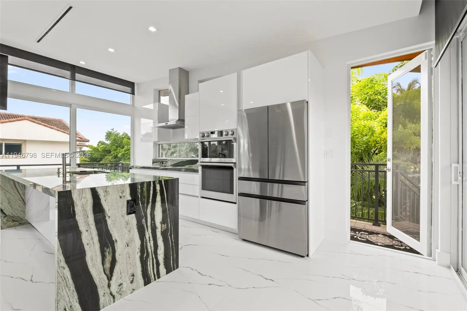 185 Sw 130th Ave, Miami, Florida 33184, Miami, Florida 33184, 6 Bedrooms Bedrooms, ,7 BathroomsBathrooms,Residential,For Sale,185 Sw 130th Ave, Miami, Florida 33184,A11946798