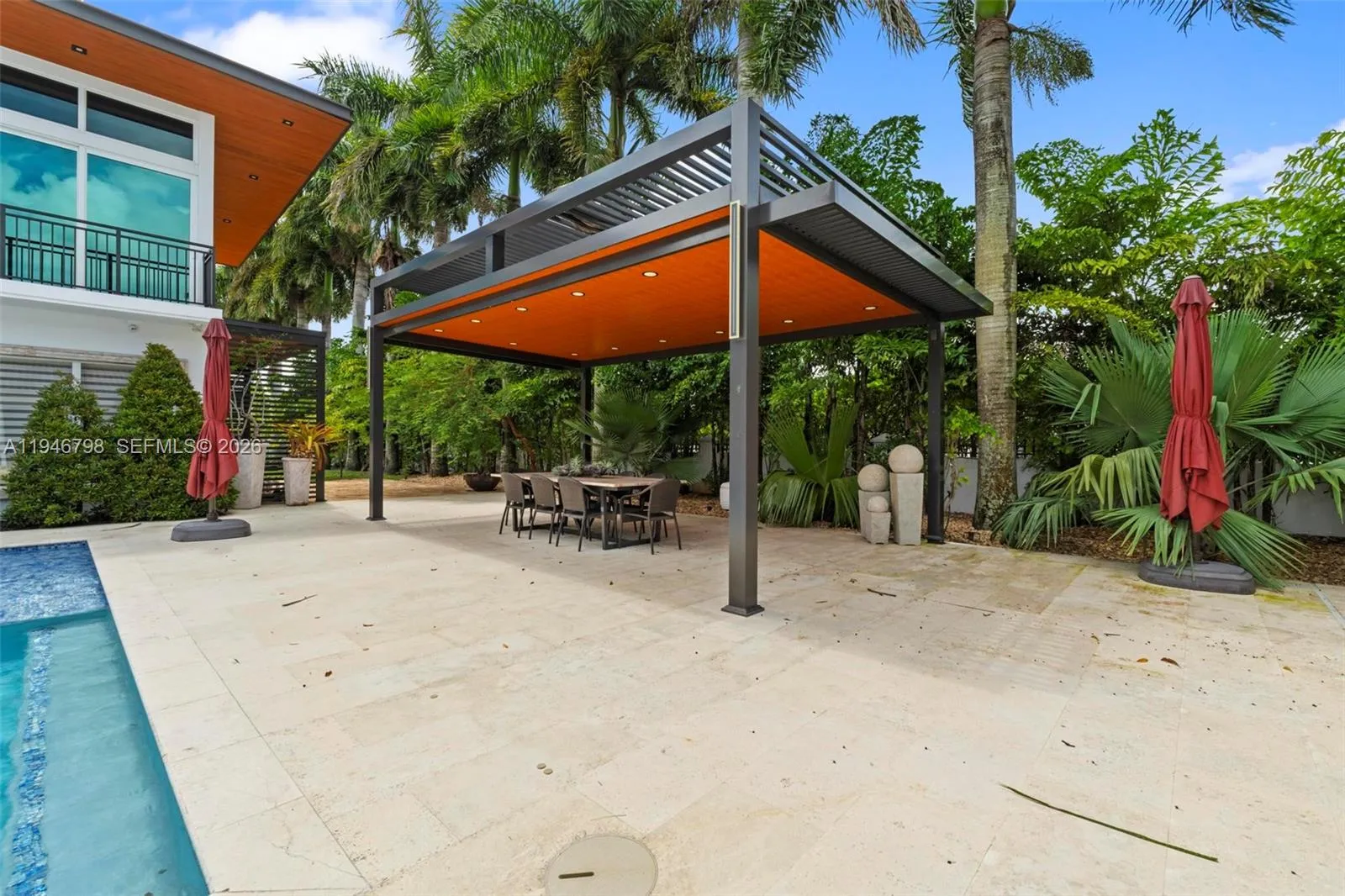 185 Sw 130th Ave, Miami, Florida 33184, Miami, Florida 33184, 6 Bedrooms Bedrooms, ,7 BathroomsBathrooms,Residential,For Sale,185 Sw 130th Ave, Miami, Florida 33184,A11946798