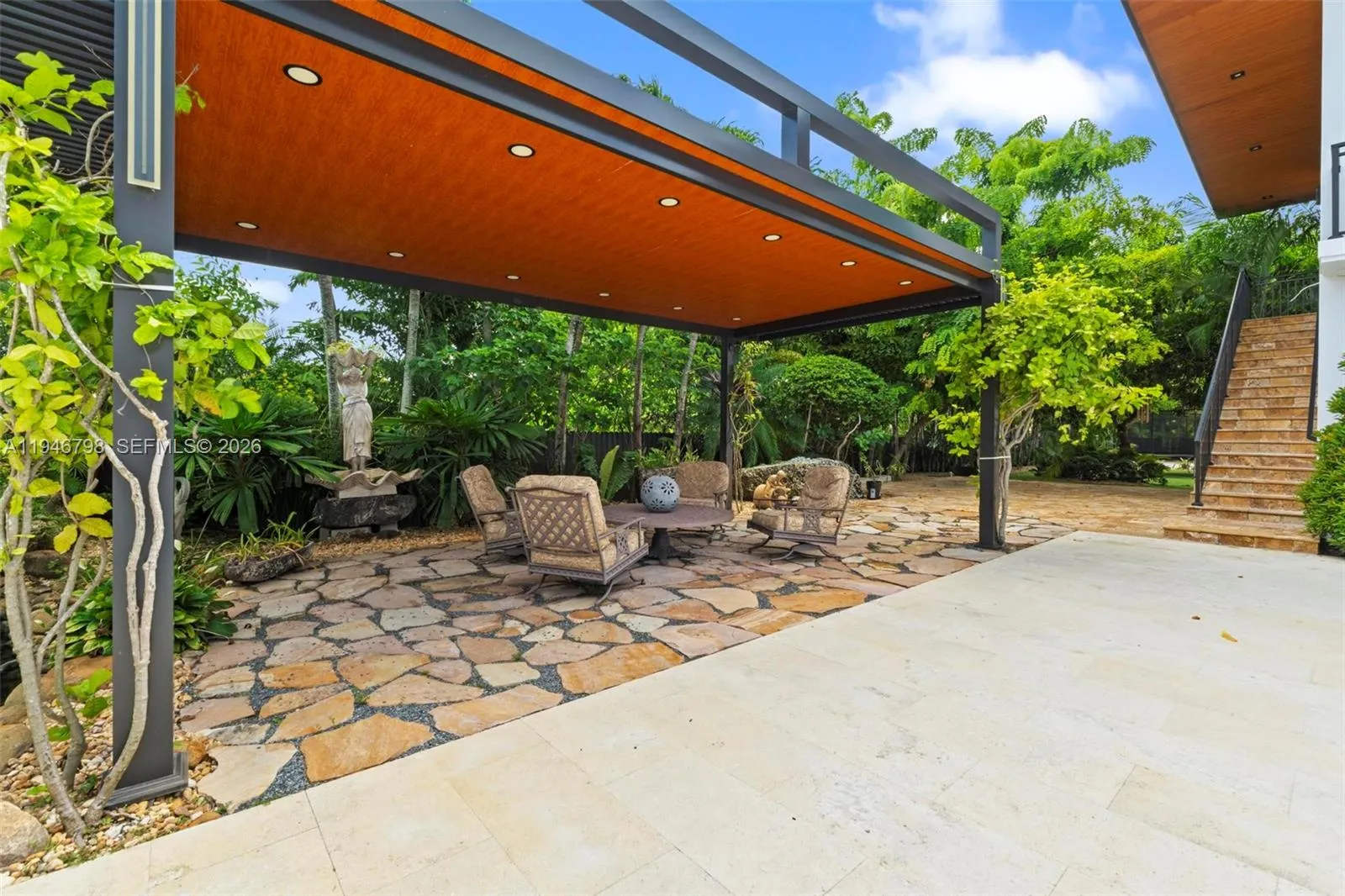 185 Sw 130th Ave, Miami, Florida 33184, Miami, Florida 33184, 6 Bedrooms Bedrooms, ,7 BathroomsBathrooms,Residential,For Sale,185 Sw 130th Ave, Miami, Florida 33184,A11946798