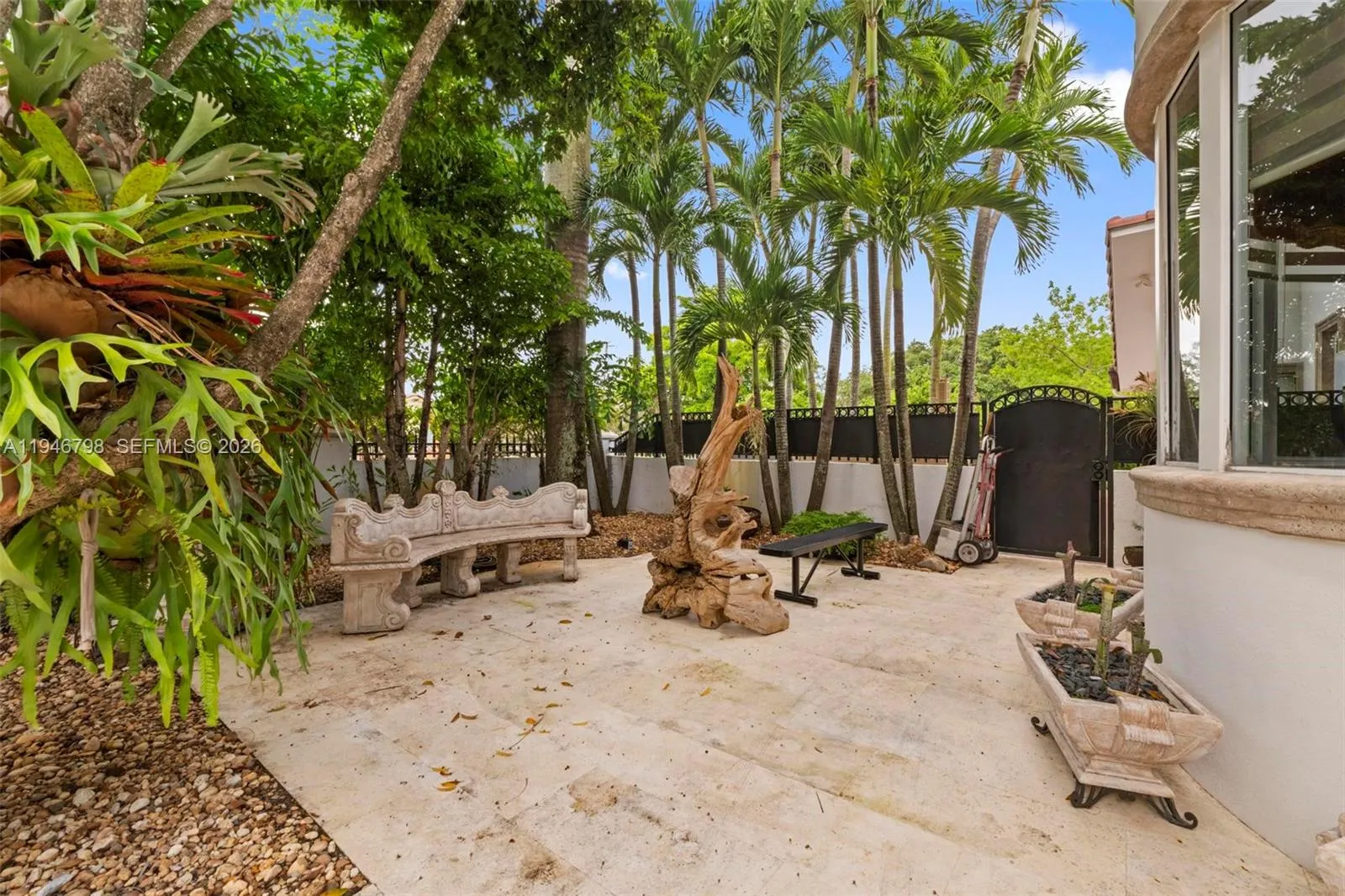185 Sw 130th Ave, Miami, Florida 33184, Miami, Florida 33184, 6 Bedrooms Bedrooms, ,7 BathroomsBathrooms,Residential,For Sale,185 Sw 130th Ave, Miami, Florida 33184,A11946798