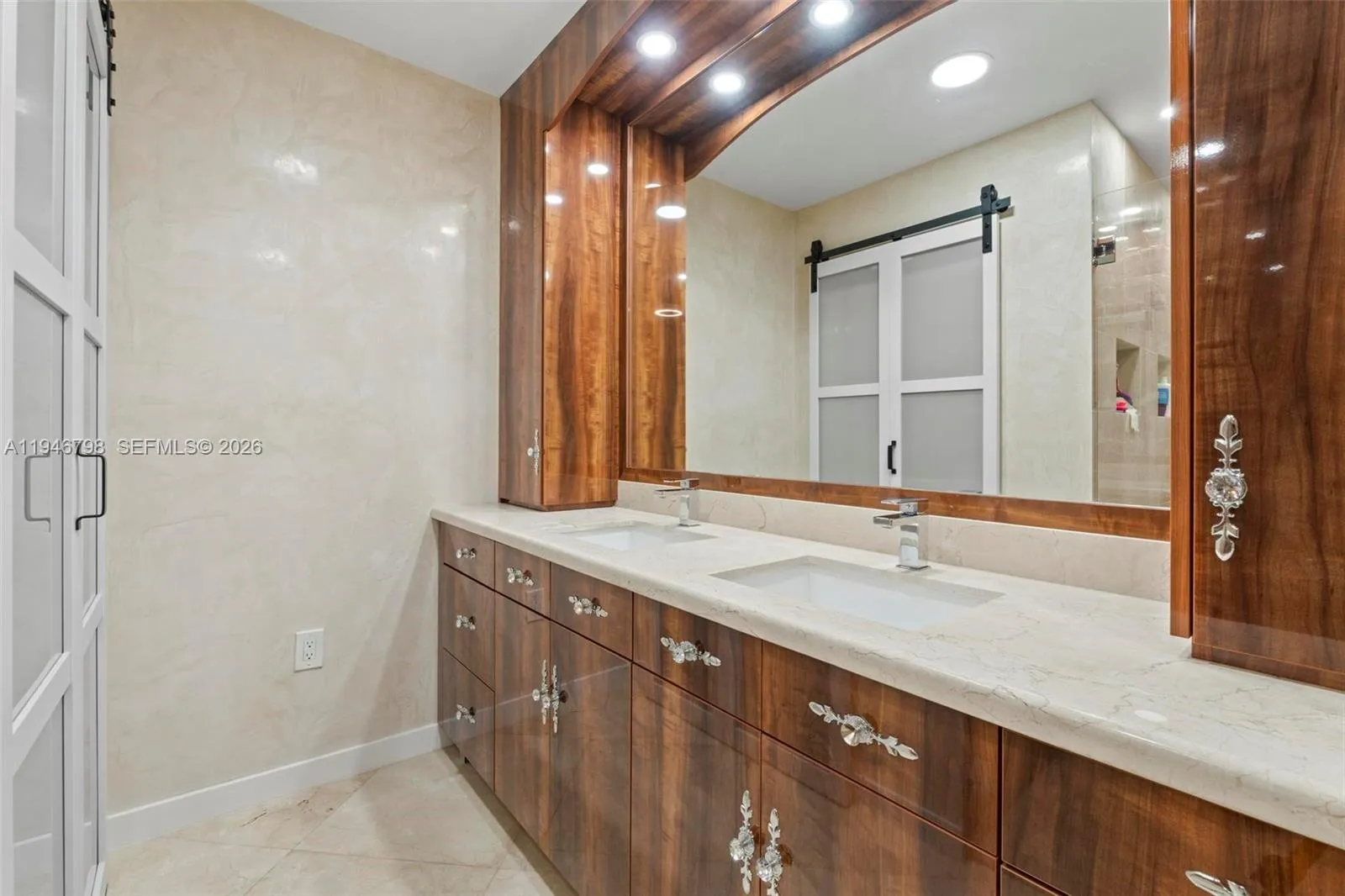 185 Sw 130th Ave, Miami, Florida 33184, Miami, Florida 33184, 6 Bedrooms Bedrooms, ,7 BathroomsBathrooms,Residential,For Sale,185 Sw 130th Ave, Miami, Florida 33184,A11946798