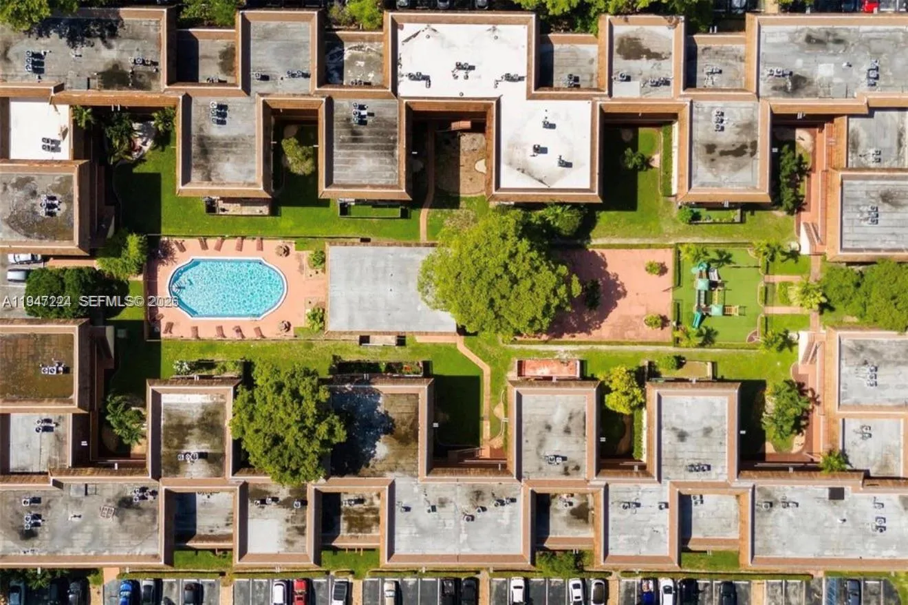 8500 Sw 109th Ave 6-101, Miami, Florida 33173, Miami, Florida 33173, 2 Bedrooms Bedrooms, ,2 BathroomsBathrooms,Residential Lease,For Rent,8500 Sw 109th Ave 6-101, Miami, Florida 33173,A11947224