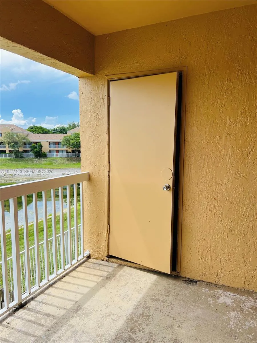 5200 Nw 31st Ave 193, Fort Lauderdale, Florida 333, Fort Lauderdale, Florida 33309, 2 Bedrooms Bedrooms, ,2 BathroomsBathrooms,Residential,For Sale,5200 Nw 31st Ave 193, Fort Lauderdale, Florida 333,A11947460