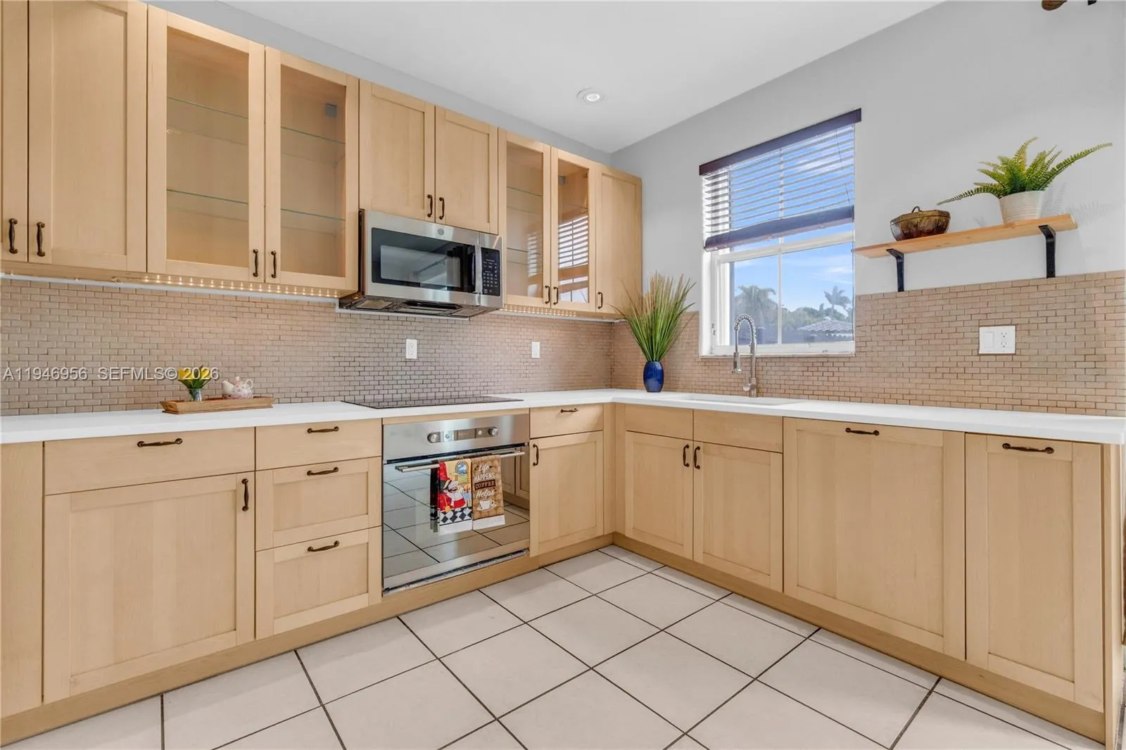 5400 Nw 107th Ave 401, Doral, Florida 33178, Doral, Florida 33178, 3 Bedrooms Bedrooms, ,3 BathroomsBathrooms,Residential,For Sale,5400 Nw 107th Ave 401, Doral, Florida 33178,A11946956