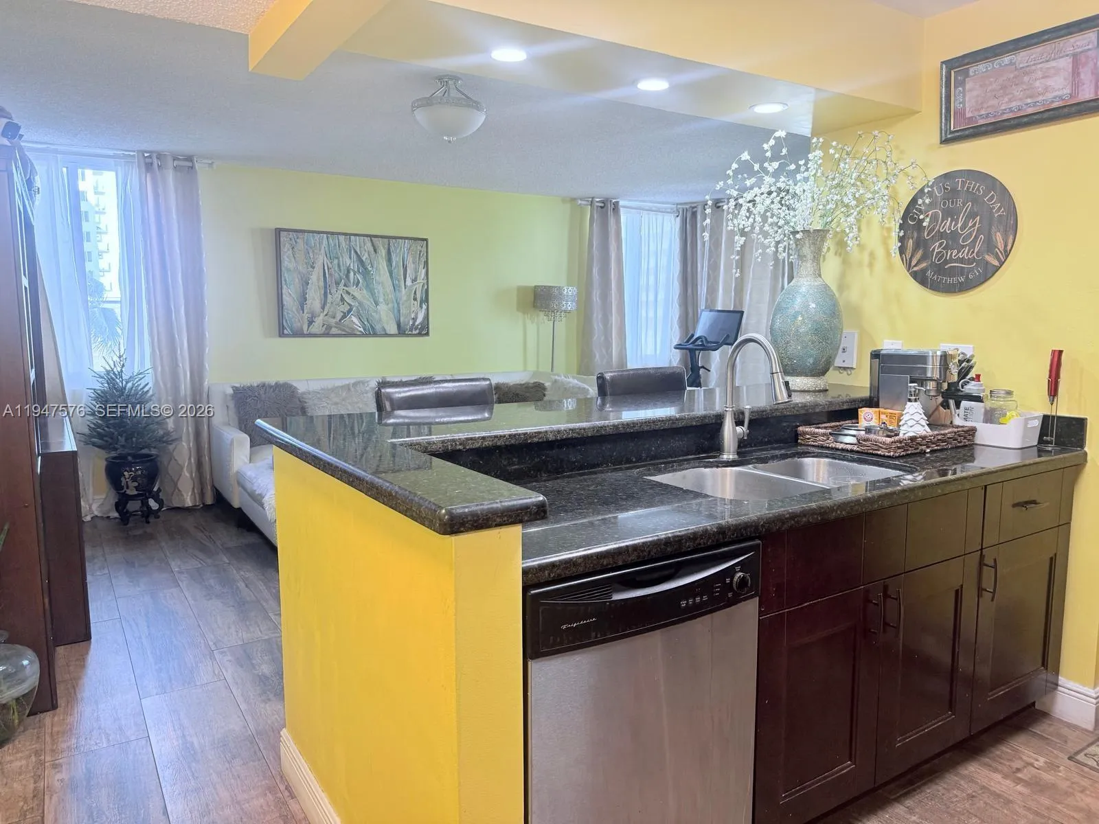 800 N Miami Ave E-609, Miami, Florida 33136, Miami, Florida 33136, 2 Bedrooms Bedrooms, ,2 BathroomsBathrooms,Residential,For Sale,800 N Miami Ave E-609, Miami, Florida 33136,A11947576