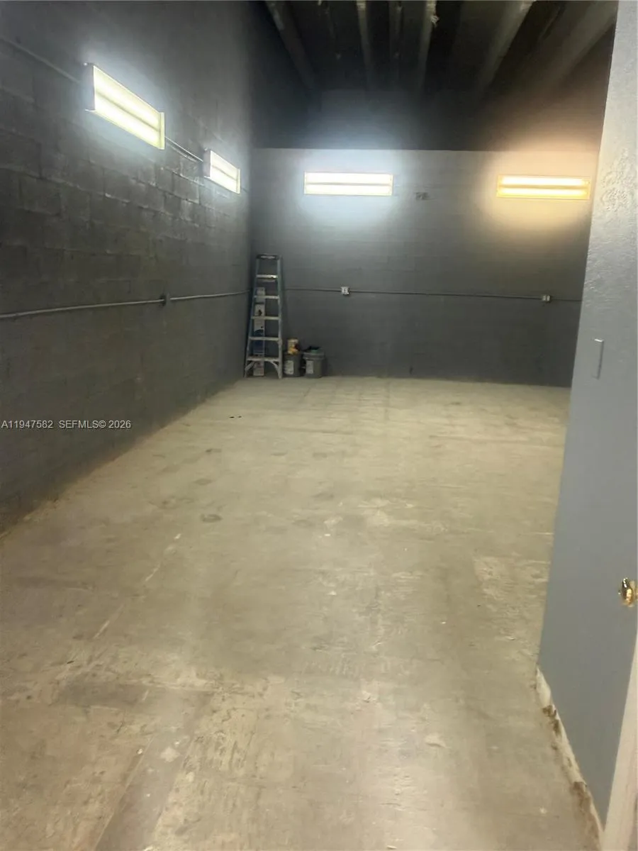 8181 Nw 91st Ter, Medley, Florida 33166, Medley, Florida 33166, ,Commercial Lease,For Rent,8181 Nw 91st Ter, Medley, Florida 33166,A11947582