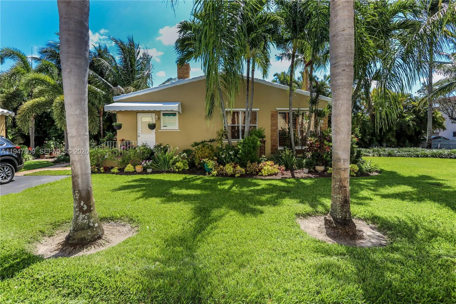 2535 Lincoln St, Hollywood, Florida 33020, Hollywood, Florida 33020, ,Residential Income,For Sale,2535 Lincoln St, Hollywood, Florida 33020,A11947609