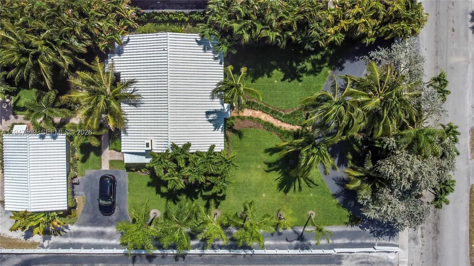 2535 Lincoln St, Hollywood, Florida 33020, Hollywood, Florida 33020, ,Residential Income,For Sale,2535 Lincoln St, Hollywood, Florida 33020,A11947609