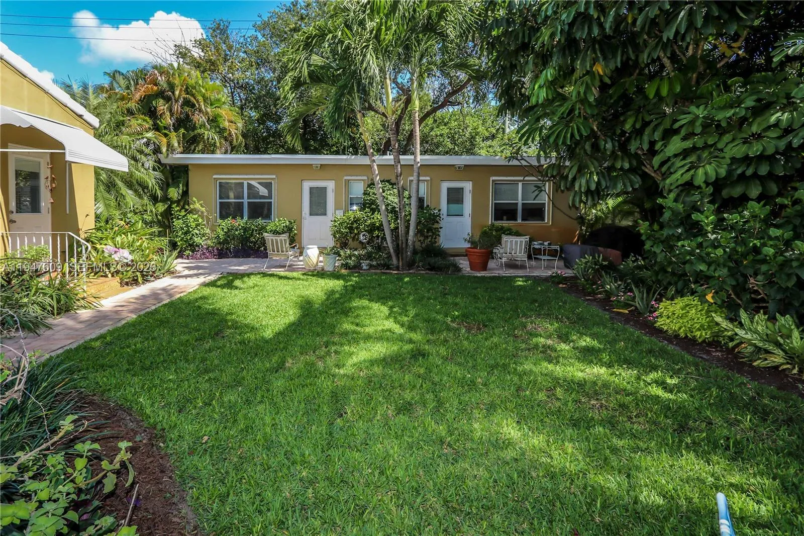 2535 Lincoln St, Hollywood, Florida 33020, Hollywood, Florida 33020, ,Residential Income,For Sale,2535 Lincoln St, Hollywood, Florida 33020,A11947609