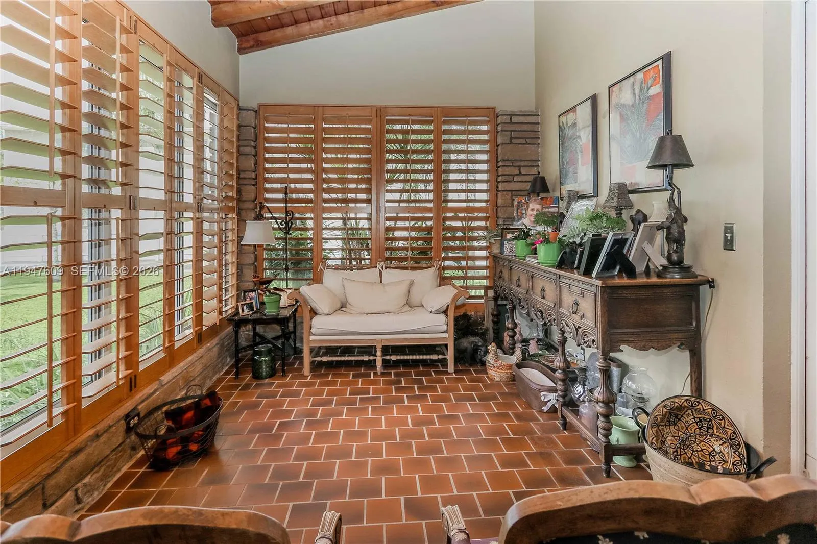 2535 Lincoln St, Hollywood, Florida 33020, Hollywood, Florida 33020, ,Residential Income,For Sale,2535 Lincoln St, Hollywood, Florida 33020,A11947609