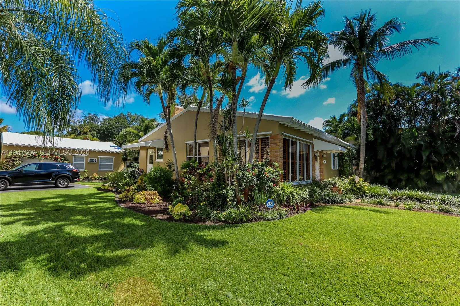 2535 Lincoln St, Hollywood, Florida 33020, Hollywood, Florida 33020, ,Residential Income,For Sale,2535 Lincoln St, Hollywood, Florida 33020,A11947609