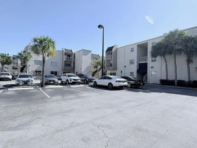 7775 Sw 86th St F1-206, Miami, Florida 33143, Miami, Florida 33143, 1 Bedroom Bedrooms, ,1 BathroomBathrooms,Residential Lease,For Rent,7775 Sw 86th St F1-206, Miami, Florida 33143,A11947650