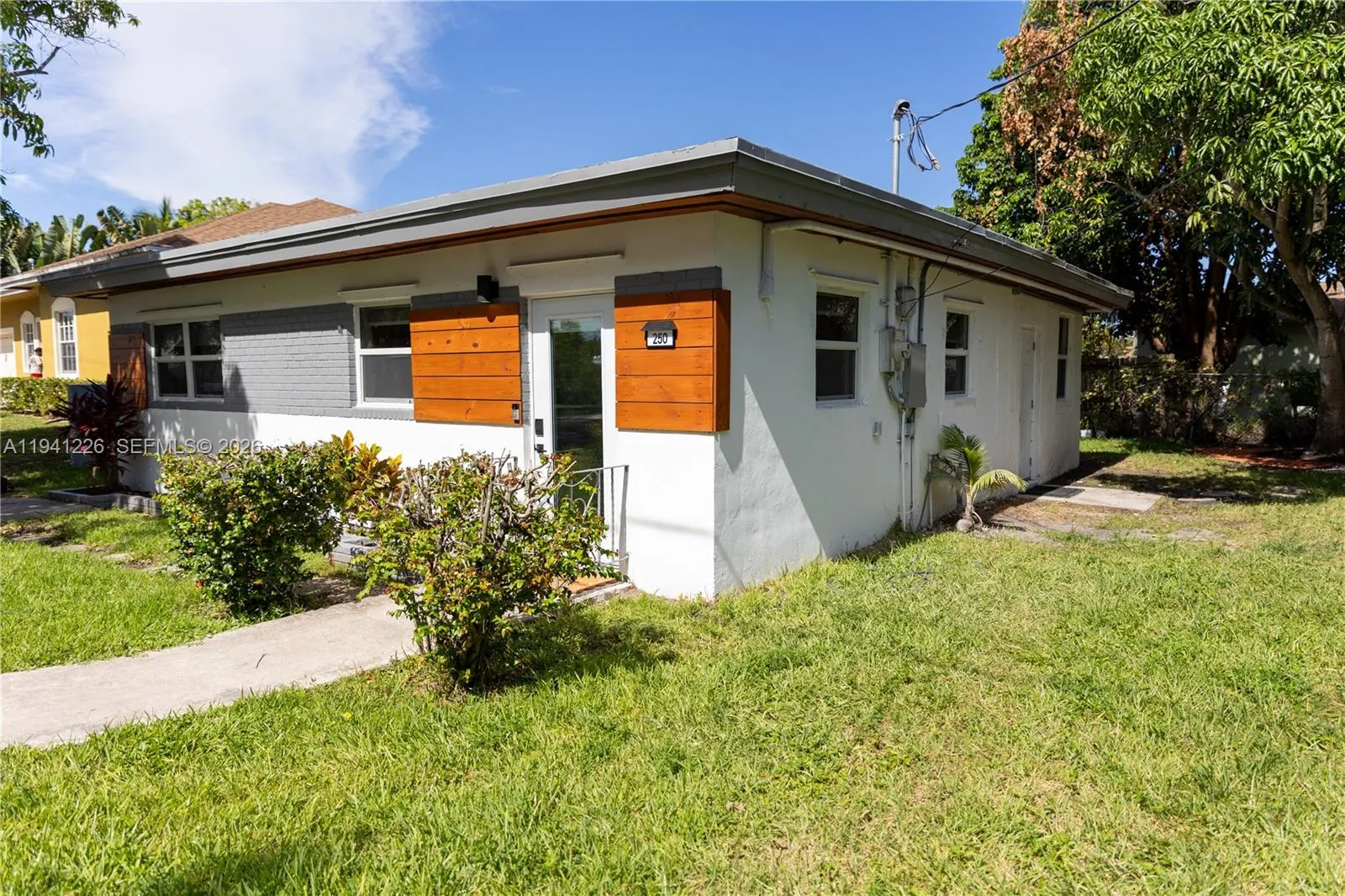 250 Nw 14th Way 250, Dania Beach, Florida 33004, Dania Beach, Florida 33004, 3 Bedrooms Bedrooms, ,1 BathroomBathrooms,Residential Lease,For Rent,250 Nw 14th Way 250, Dania Beach, Florida 33004,A11941226