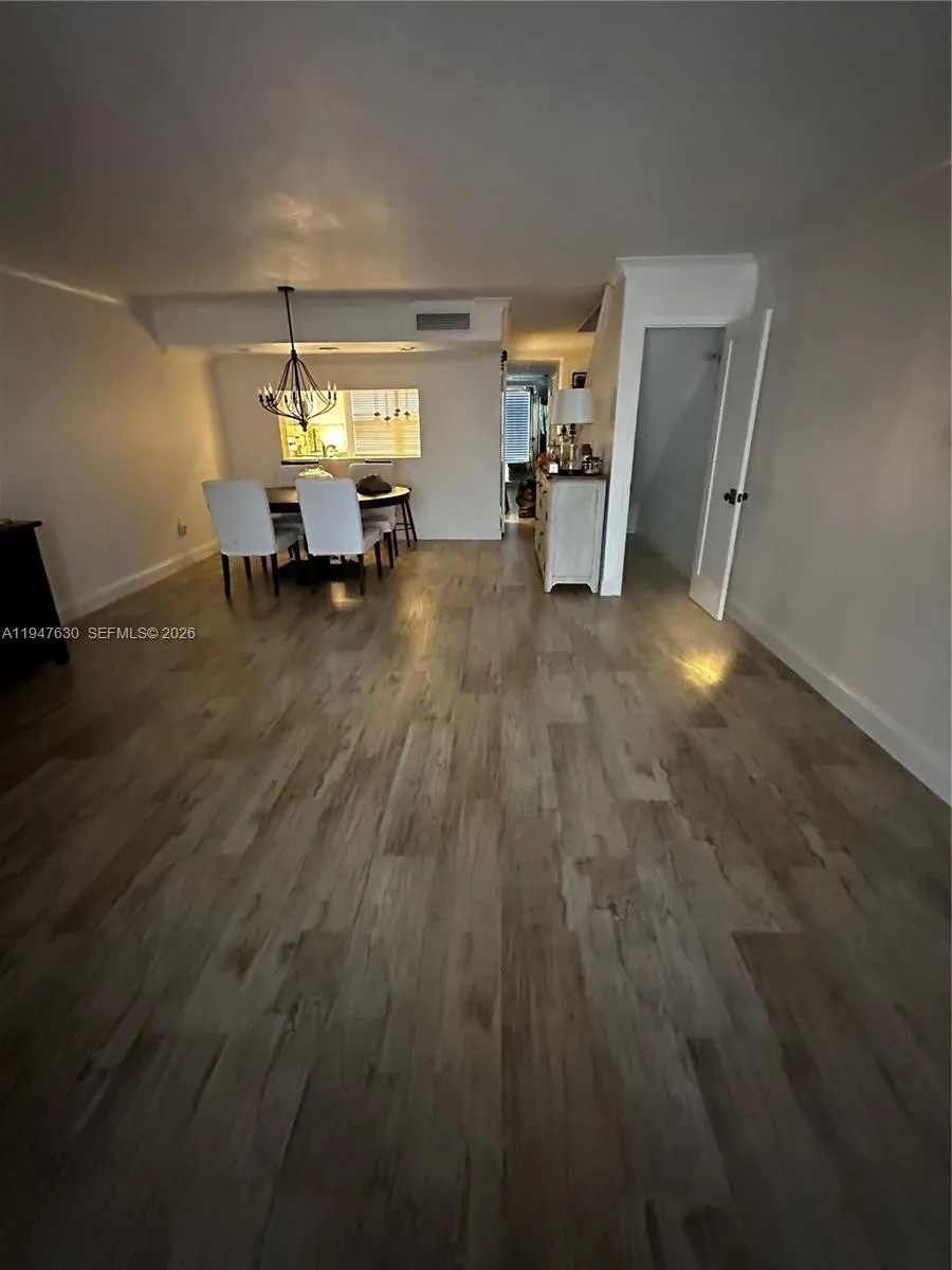 9944 Nw 41st St 23, Doral, Florida 33178, Doral, Florida 33178, 2 Bedrooms Bedrooms, ,2 BathroomsBathrooms,Residential,For Sale,9944 Nw 41st St 23, Doral, Florida 33178,A11947630