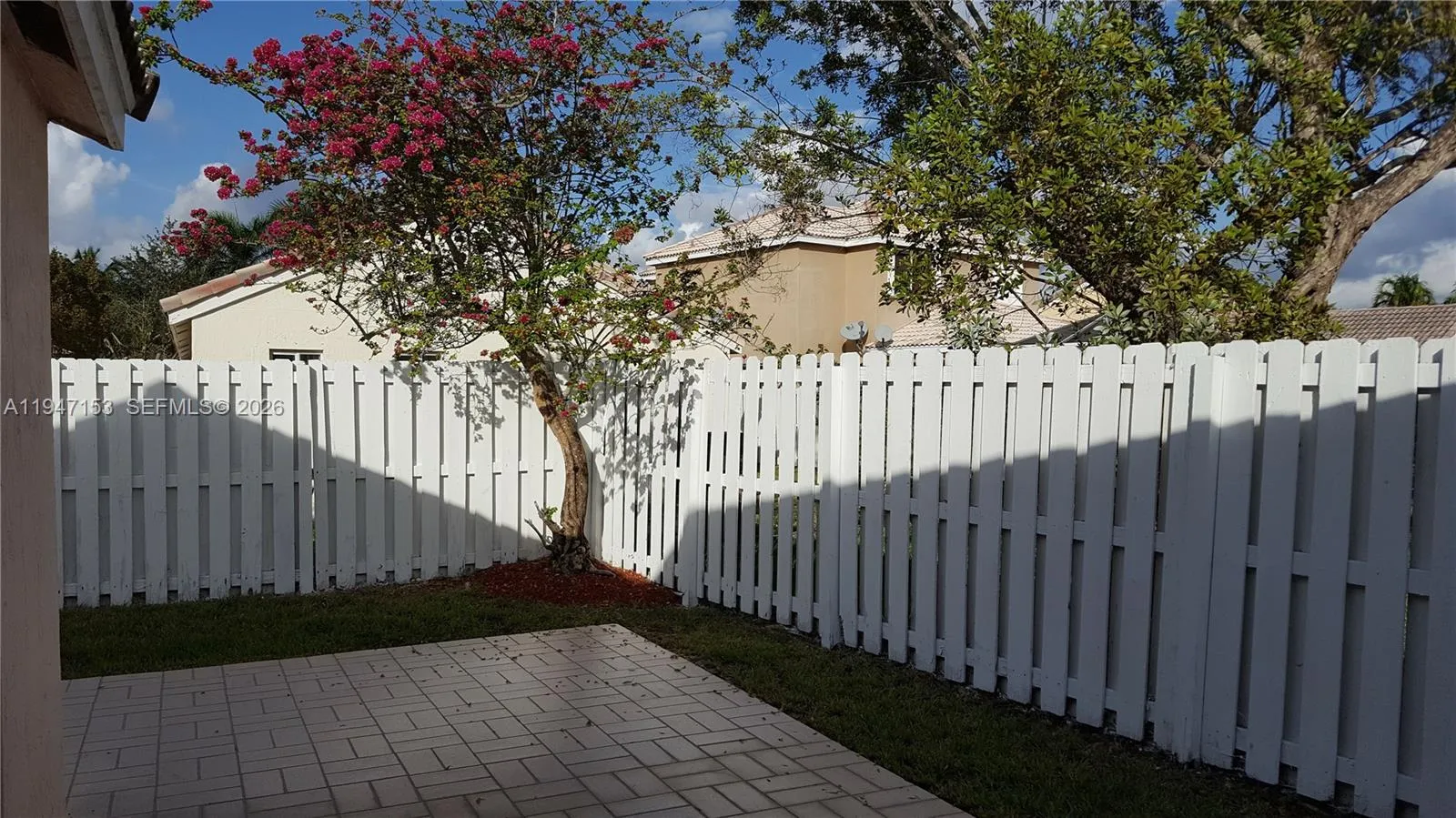 1628 Salerno Cir, Weston, Florida 33327, Weston, Florida 33327, 3 Bedrooms Bedrooms, ,2 BathroomsBathrooms,Residential Lease,For Rent,1628 Salerno Cir, Weston, Florida 33327,A11947153