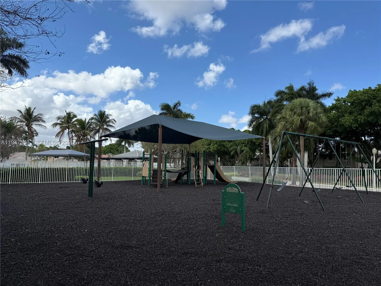 1628 Salerno Cir, Weston, Florida 33327, Weston, Florida 33327, 3 Bedrooms Bedrooms, ,2 BathroomsBathrooms,Residential Lease,For Rent,1628 Salerno Cir, Weston, Florida 33327,A11947153