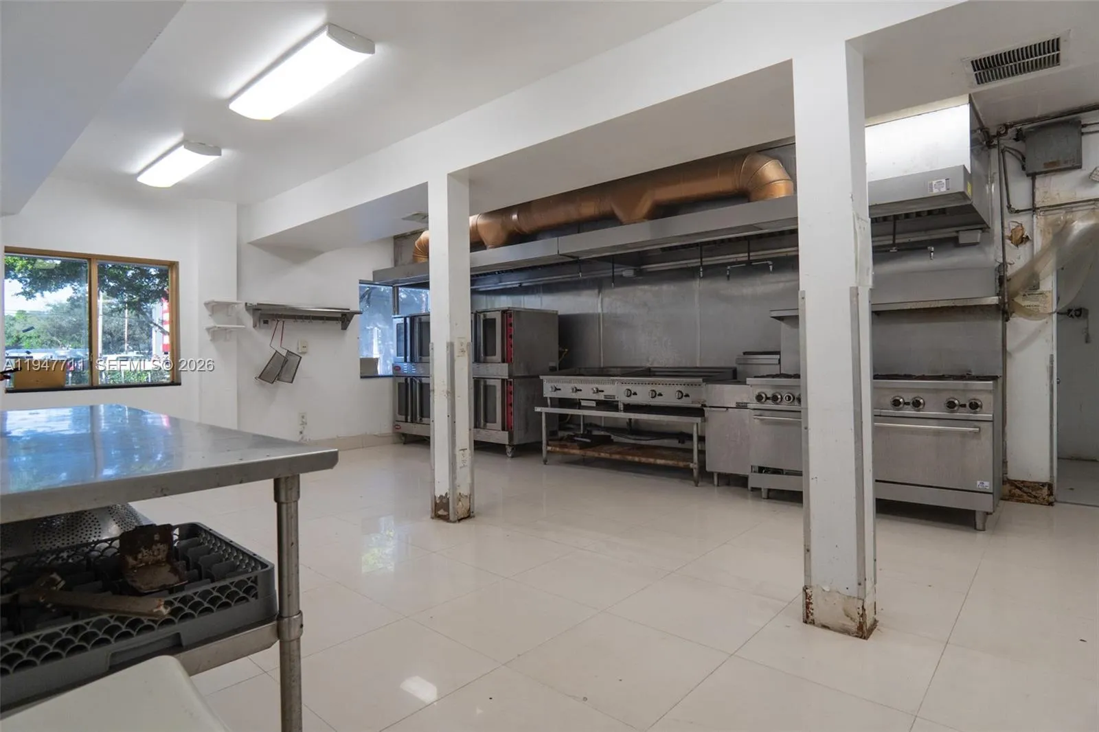 2298 Sw 8th St, Miami, Florida 33135, Miami, Florida 33135, ,Commercial Lease,For Rent,2298 Sw 8th St, Miami, Florida 33135,A11947711