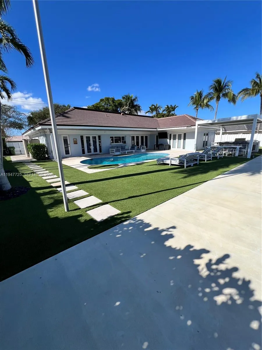 5510 Bayview Dr, Fort Lauderdale, Florida 33308, Fort Lauderdale, Florida 33308, 3 Bedrooms Bedrooms, ,3 BathroomsBathrooms,Residential Lease,For Rent,5510 Bayview Dr, Fort Lauderdale, Florida 33308,A11947725