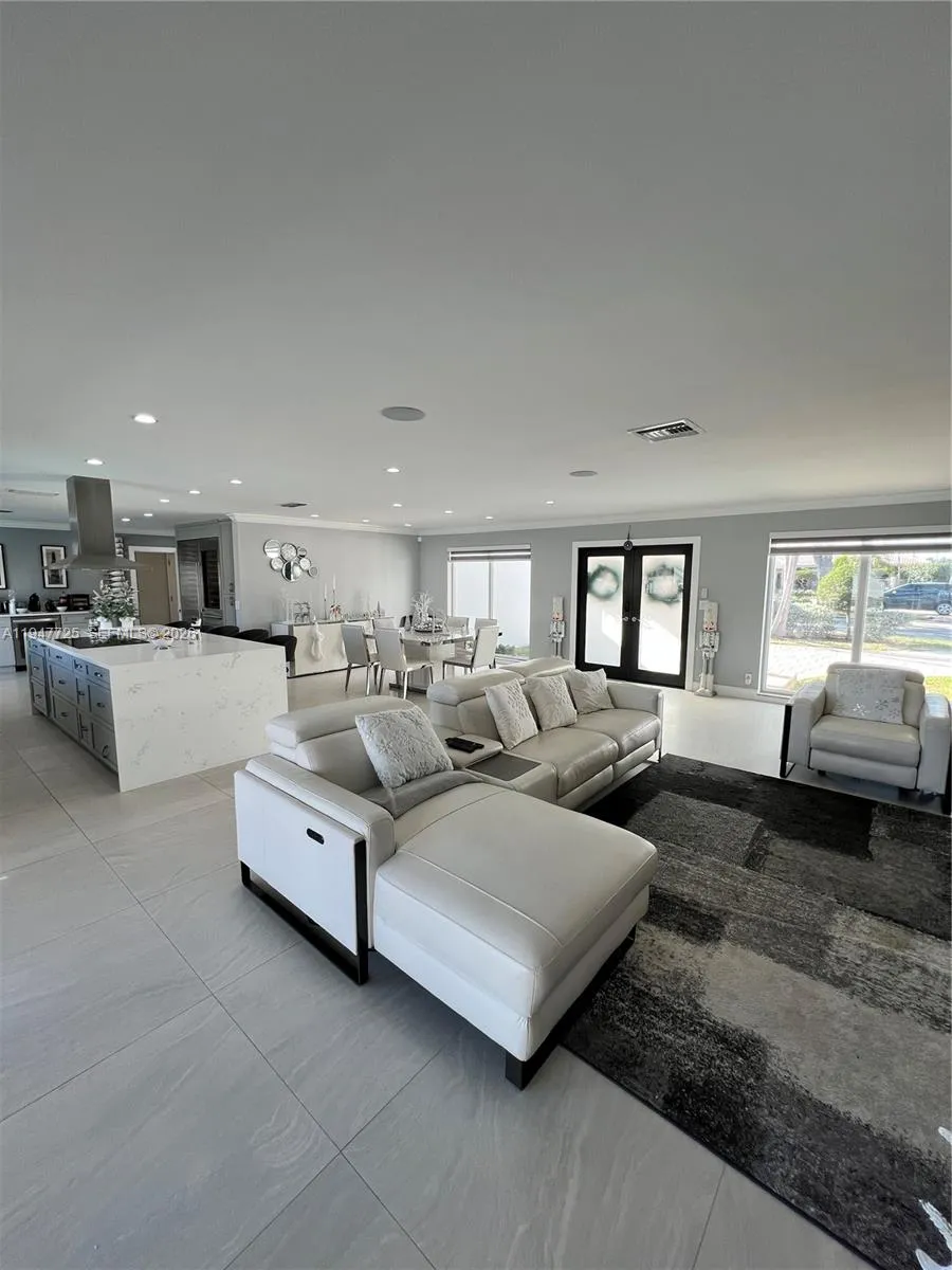 5510 Bayview Dr, Fort Lauderdale, Florida 33308, Fort Lauderdale, Florida 33308, 3 Bedrooms Bedrooms, ,3 BathroomsBathrooms,Residential Lease,For Rent,5510 Bayview Dr, Fort Lauderdale, Florida 33308,A11947725