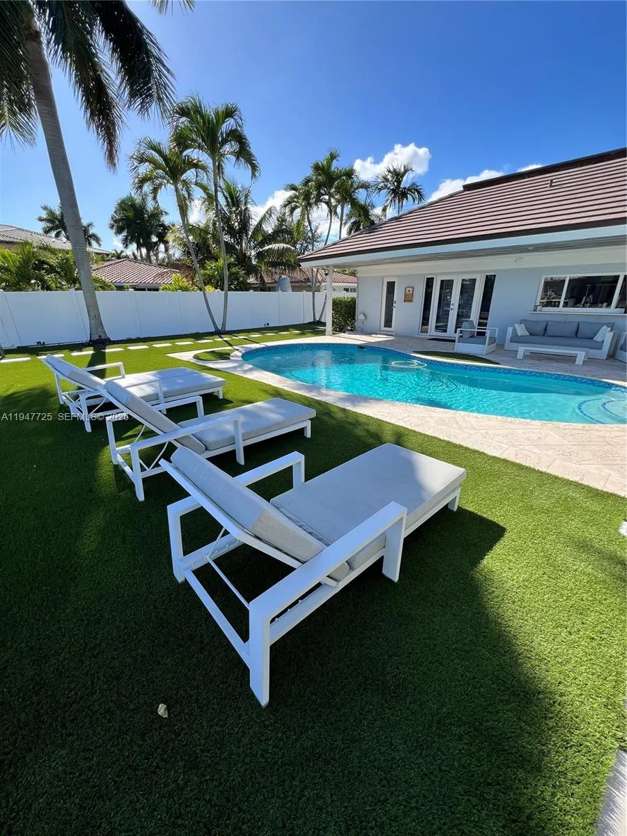 5510 Bayview Dr, Fort Lauderdale, Florida 33308, Fort Lauderdale, Florida 33308, 3 Bedrooms Bedrooms, ,3 BathroomsBathrooms,Residential Lease,For Rent,5510 Bayview Dr, Fort Lauderdale, Florida 33308,A11947725