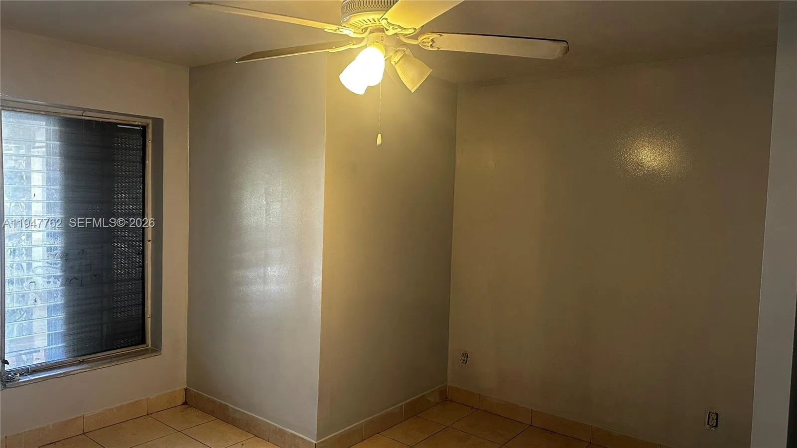 732 Moffett St 4a, Hallandale Beach, Florida 33009, Hallandale Beach, Florida 33009, 2 Bedrooms Bedrooms, ,2 BathroomsBathrooms,Residential Lease,For Rent,732 Moffett St 4a, Hallandale Beach, Florida 33009,A11947762