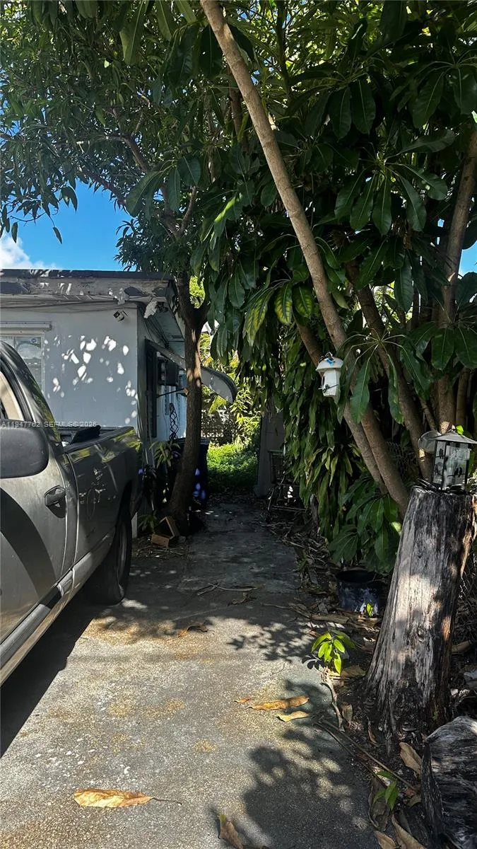 732 Moffett St 4a, Hallandale Beach, Florida 33009, Hallandale Beach, Florida 33009, 2 Bedrooms Bedrooms, ,2 BathroomsBathrooms,Residential Lease,For Rent,732 Moffett St 4a, Hallandale Beach, Florida 33009,A11947762