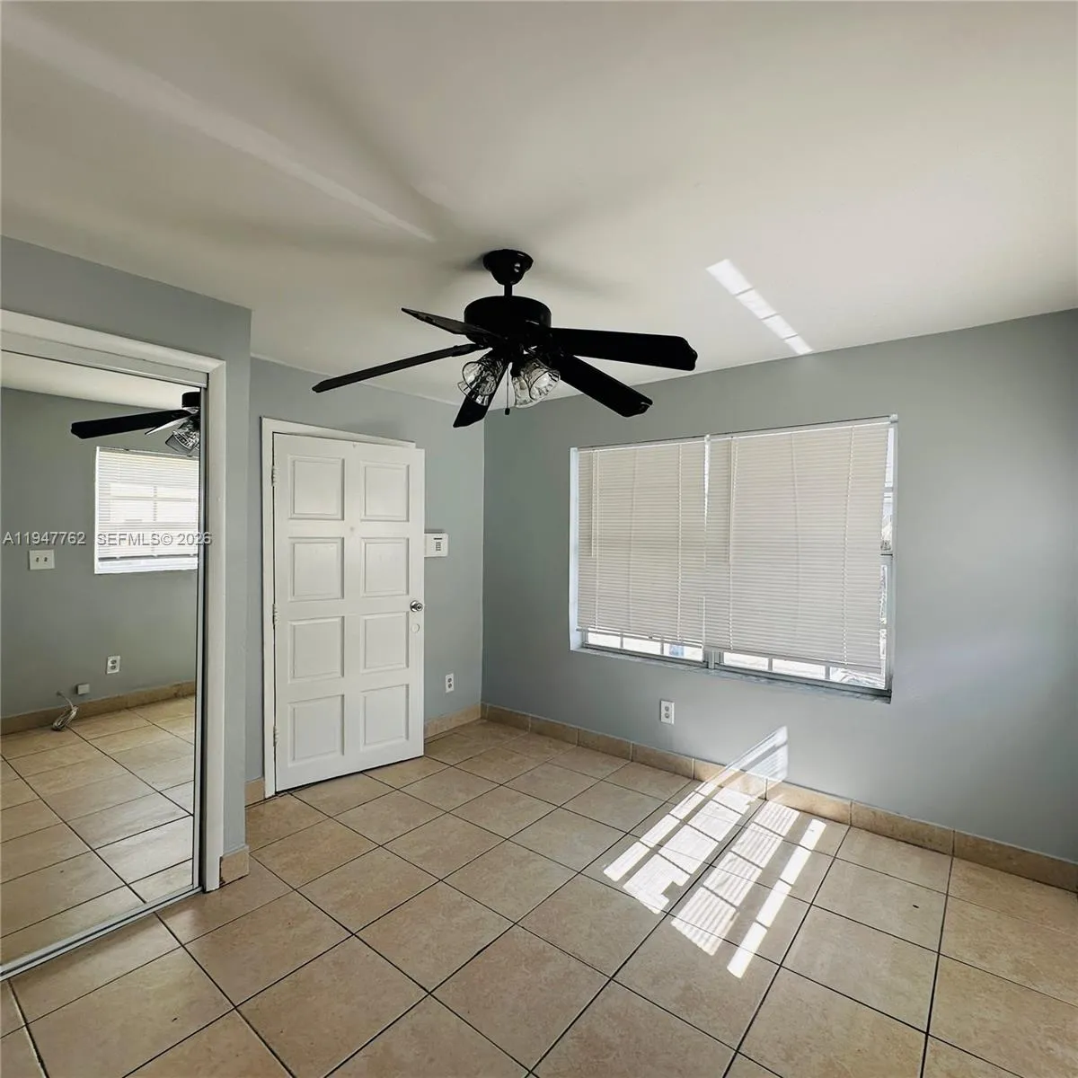 732 Moffett St 4a, Hallandale Beach, Florida 33009, Hallandale Beach, Florida 33009, 2 Bedrooms Bedrooms, ,2 BathroomsBathrooms,Residential Lease,For Rent,732 Moffett St 4a, Hallandale Beach, Florida 33009,A11947762