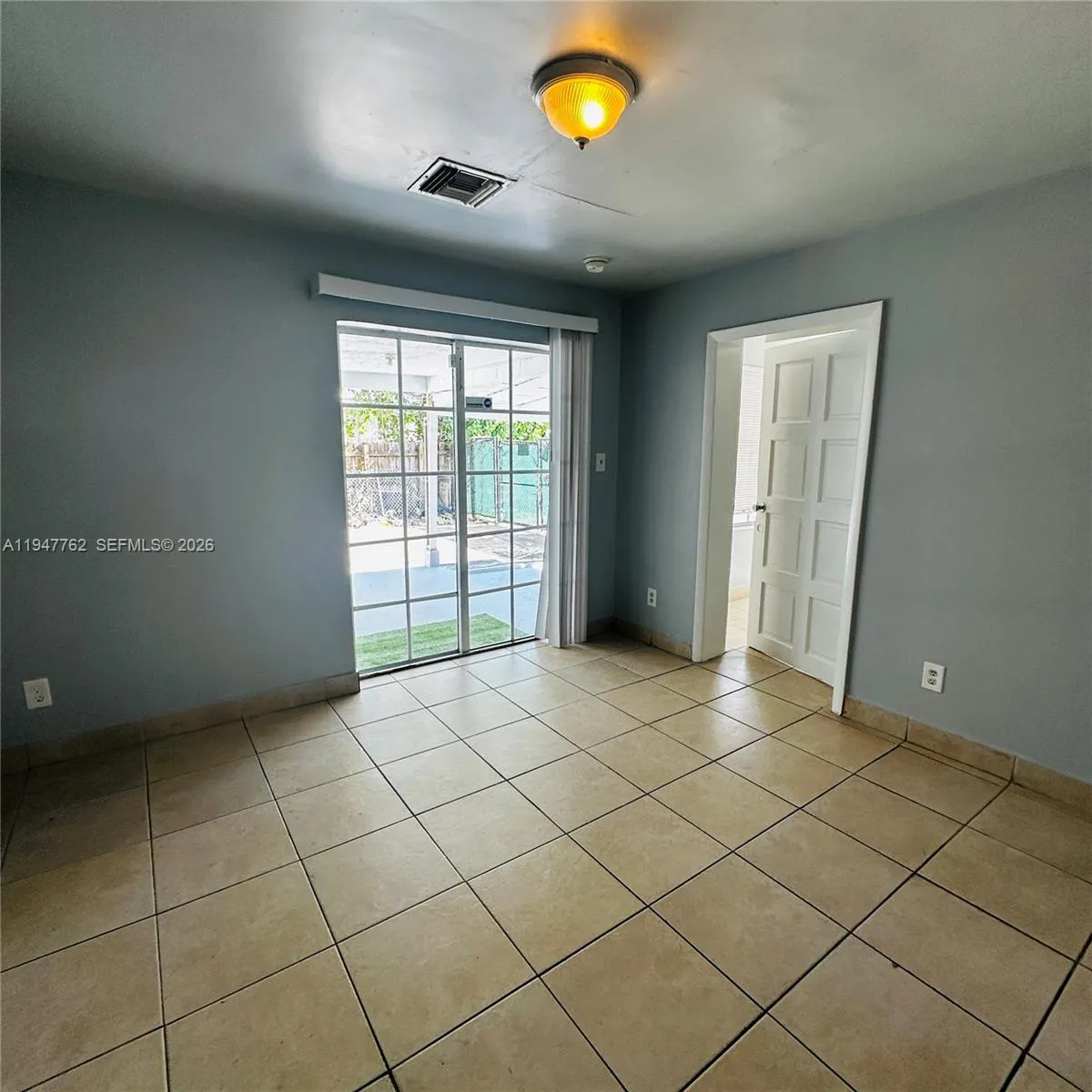 732 Moffett St 4a, Hallandale Beach, Florida 33009, Hallandale Beach, Florida 33009, 2 Bedrooms Bedrooms, ,2 BathroomsBathrooms,Residential Lease,For Rent,732 Moffett St 4a, Hallandale Beach, Florida 33009,A11947762