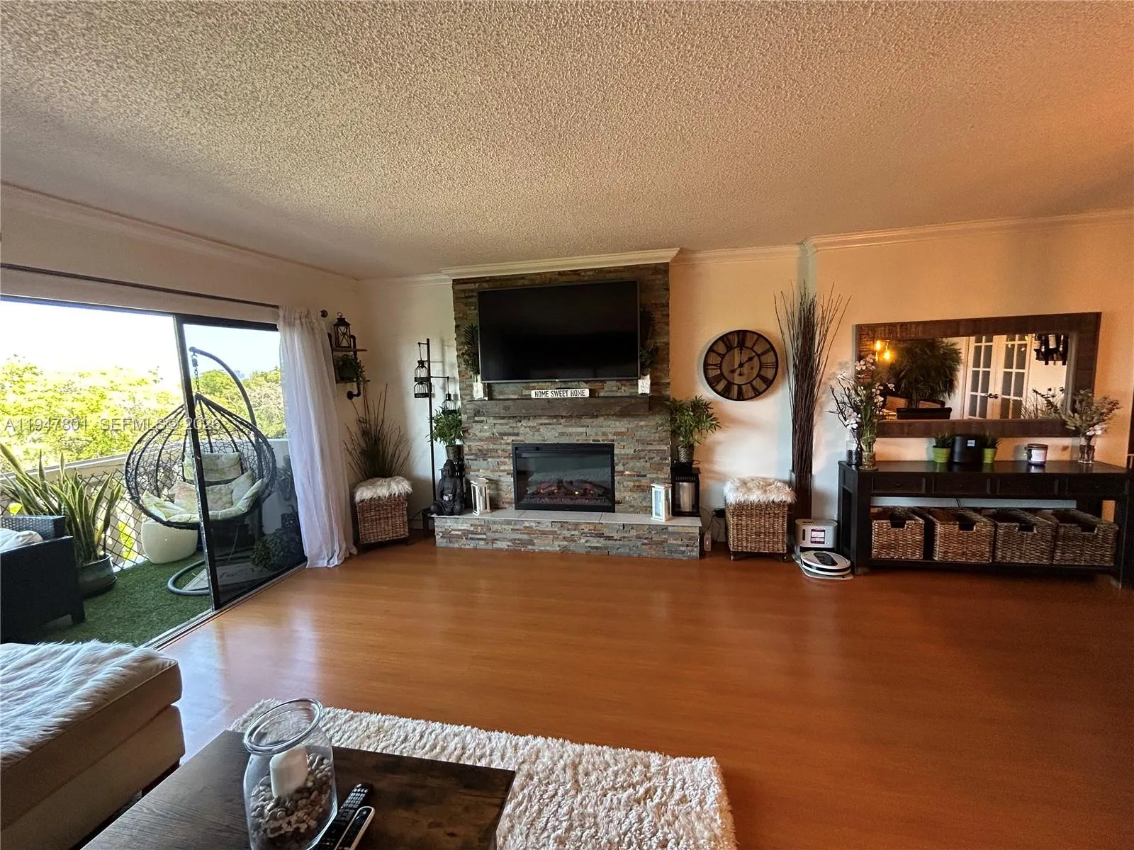 800 Ne 195th St 409, Miami, Florida 33179, Miami, Florida 33179, 2 Bedrooms Bedrooms, ,2 BathroomsBathrooms,Residential,For Sale,800 Ne 195th St 409, Miami, Florida 33179,A11947801