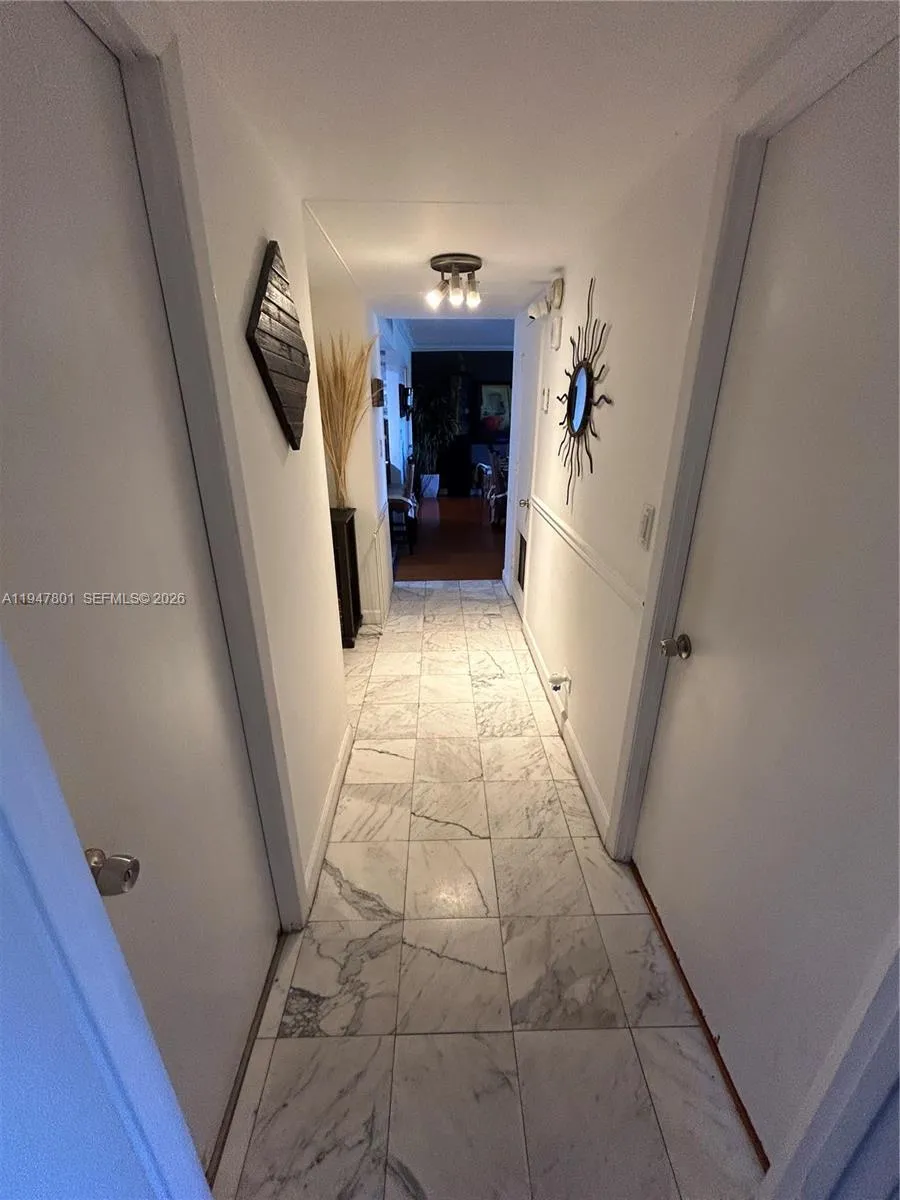 800 Ne 195th St 409, Miami, Florida 33179, Miami, Florida 33179, 2 Bedrooms Bedrooms, ,2 BathroomsBathrooms,Residential,For Sale,800 Ne 195th St 409, Miami, Florida 33179,A11947801