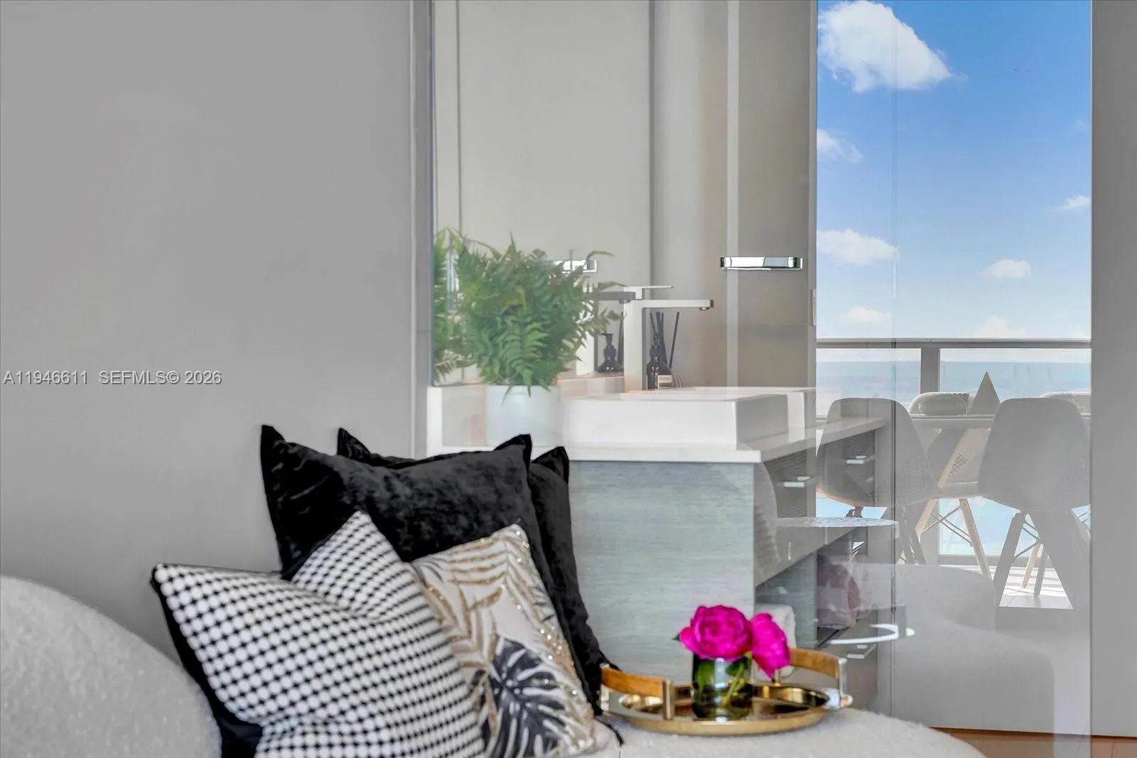 650 Ne 32nd St 4405, Miami, Florida 33137, Miami, Florida 33137, 2 Bedrooms Bedrooms, ,3 BathroomsBathrooms,Residential,For Sale,650 Ne 32nd St 4405, Miami, Florida 33137,A11946611