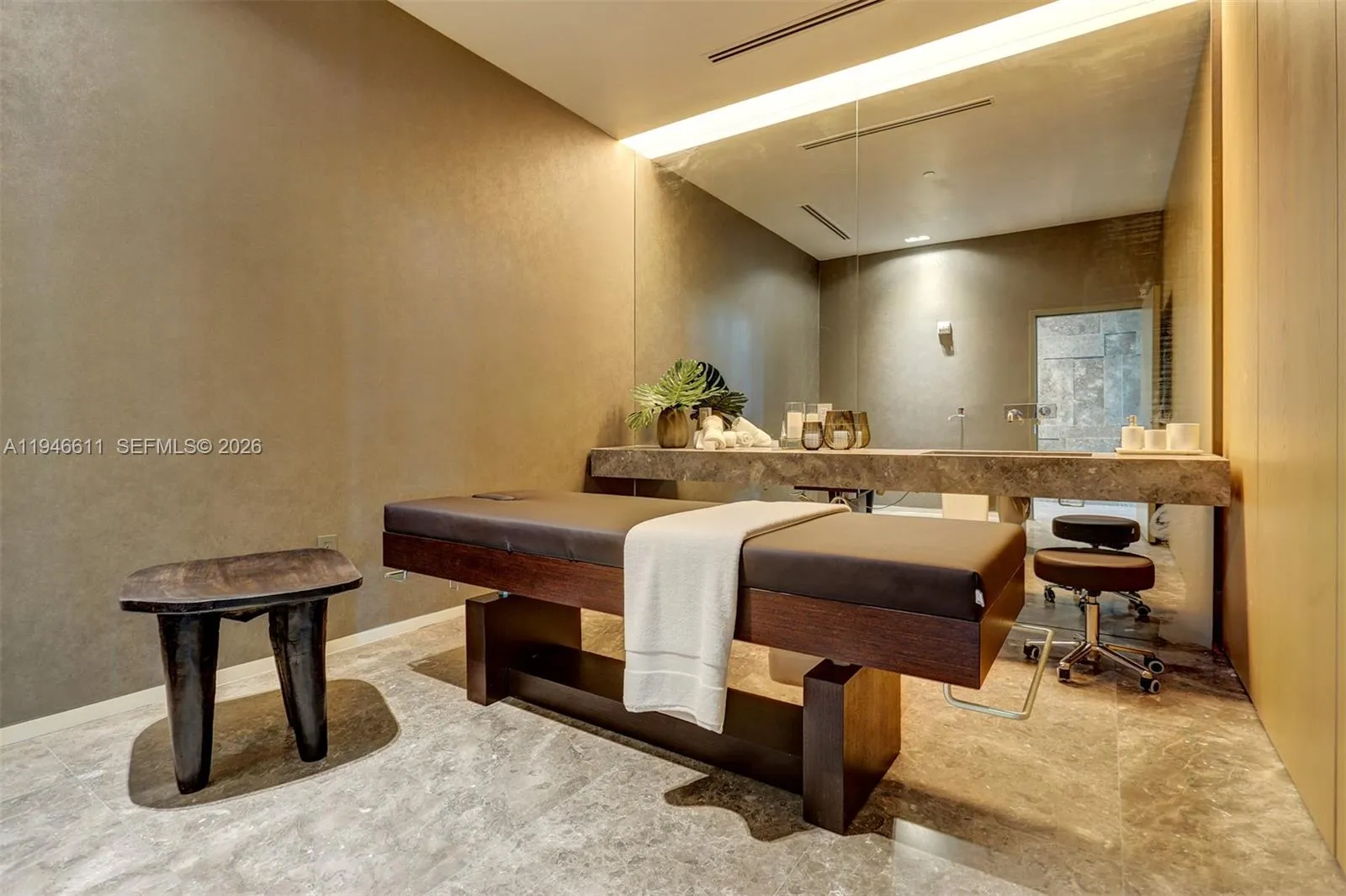 650 Ne 32nd St 4405, Miami, Florida 33137, Miami, Florida 33137, 2 Bedrooms Bedrooms, ,3 BathroomsBathrooms,Residential,For Sale,650 Ne 32nd St 4405, Miami, Florida 33137,A11946611