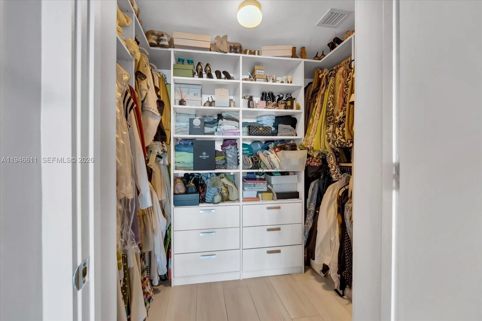 650 Ne 32nd St 4405, Miami, Florida 33137, Miami, Florida 33137, 2 Bedrooms Bedrooms, ,3 BathroomsBathrooms,Residential,For Sale,650 Ne 32nd St 4405, Miami, Florida 33137,A11946611