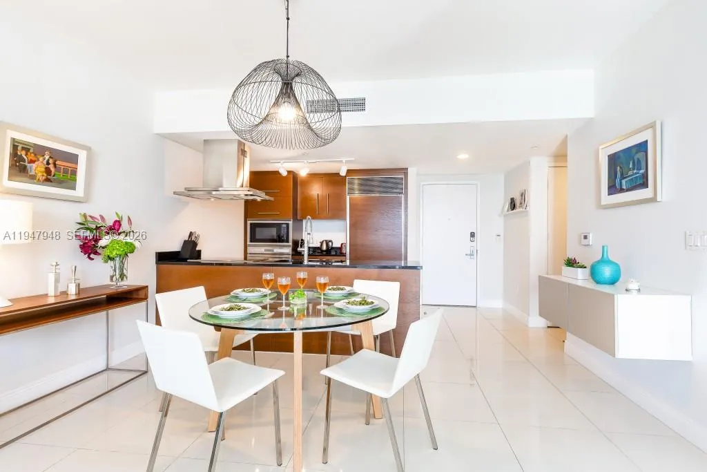 485 Brickell Ave 4307, Miami, Florida 33131, Miami, Florida 33131, 1 Bedroom Bedrooms, ,1 BathroomBathrooms,Residential,For Sale,485 Brickell Ave 4307, Miami, Florida 33131,A11947948