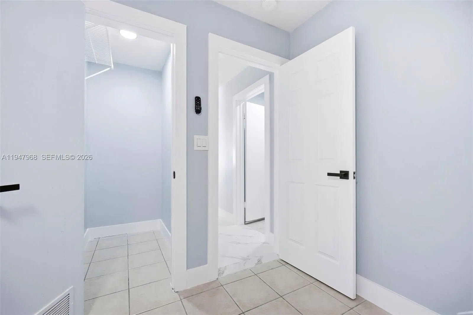 2440 Hayes St, Hollywood, Florida 33020, Hollywood, Florida 33020, ,Residential Income,For Sale,2440 Hayes St, Hollywood, Florida 33020,A11947968
