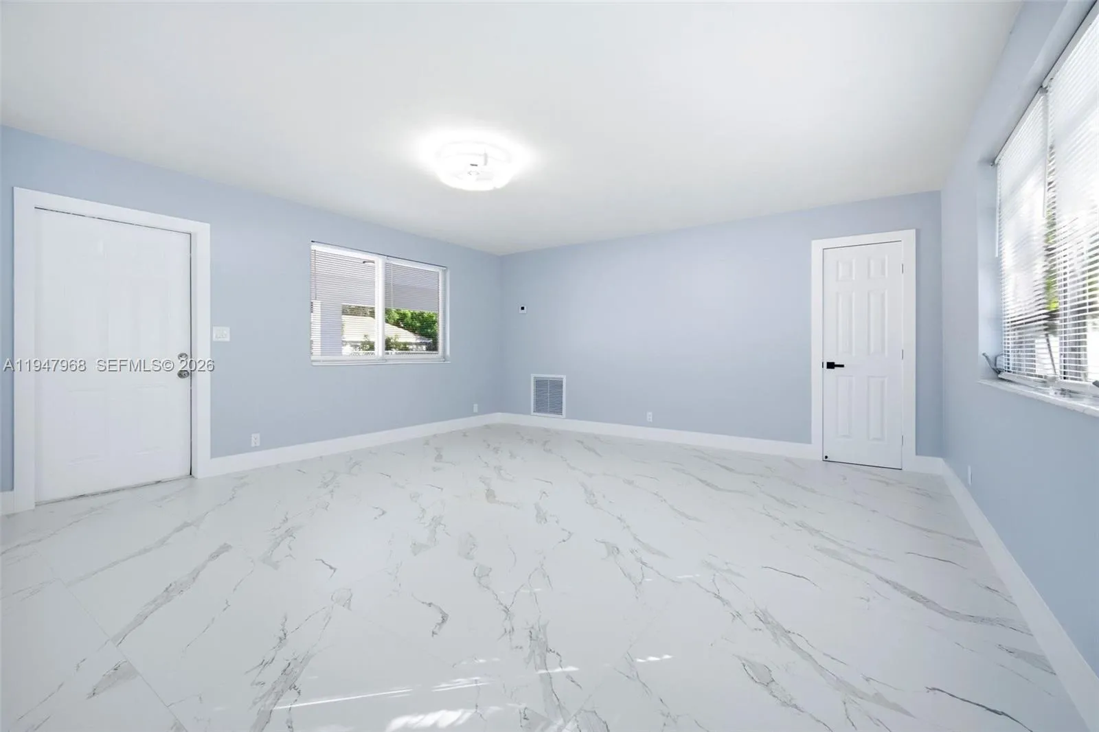 2440 Hayes St, Hollywood, Florida 33020, Hollywood, Florida 33020, ,Residential Income,For Sale,2440 Hayes St, Hollywood, Florida 33020,A11947968
