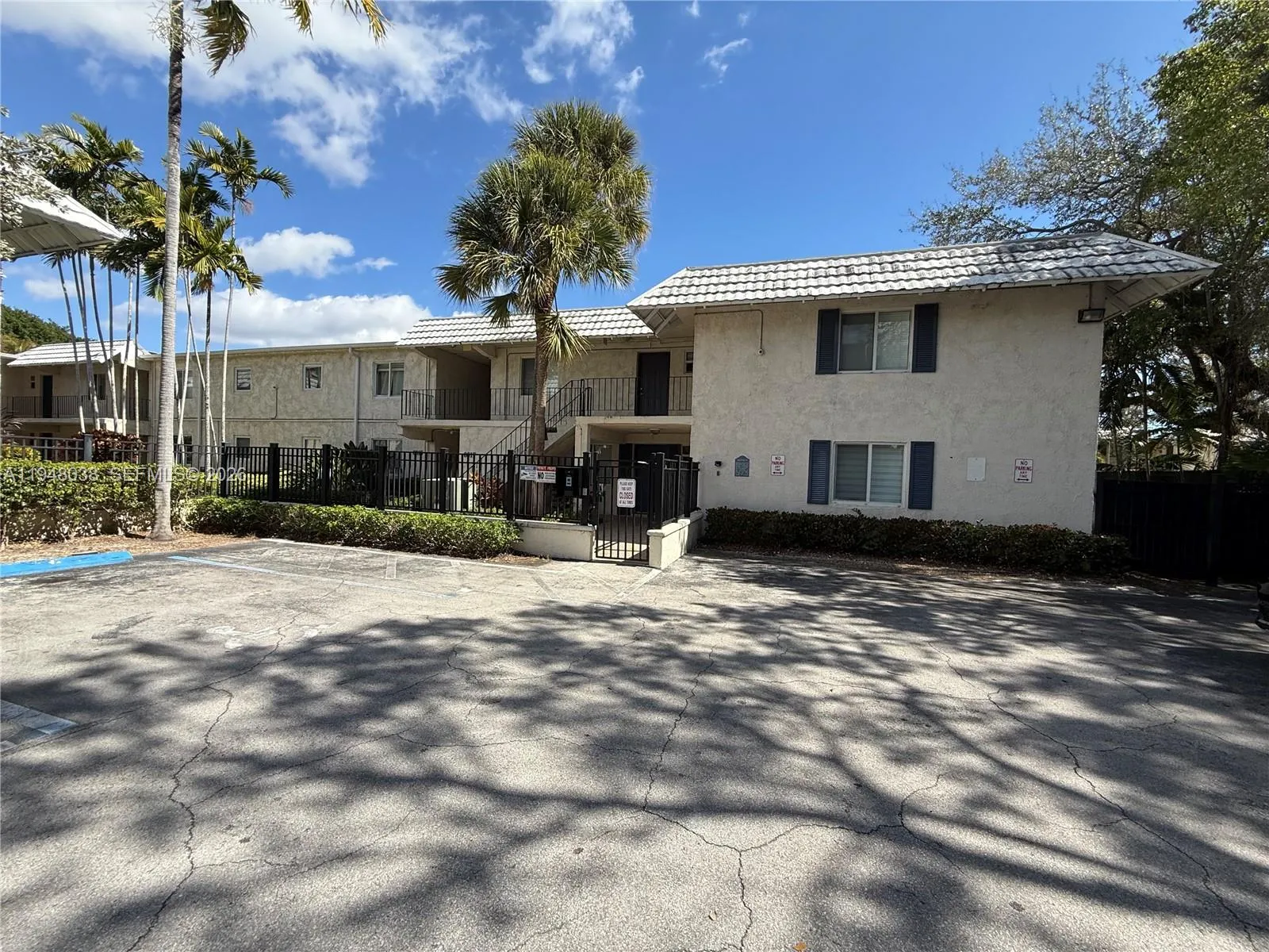 8607 Sw 68th Ct 24, Pinecrest, Florida 33156, Pinecrest, Florida 33156, 1 Bedroom Bedrooms, ,1 BathroomBathrooms,Residential Lease,For Rent,8607 Sw 68th Ct 24, Pinecrest, Florida 33156,A11948038