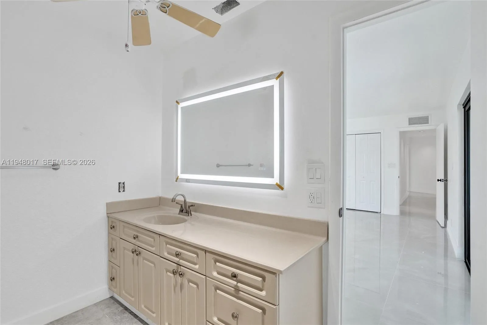 16653 Golfview Dr, Weston, Florida 33326, Weston, Florida 33326, 3 Bedrooms Bedrooms, ,3 BathroomsBathrooms,Residential Lease,For Rent,16653 Golfview Dr, Weston, Florida 33326,A11948017