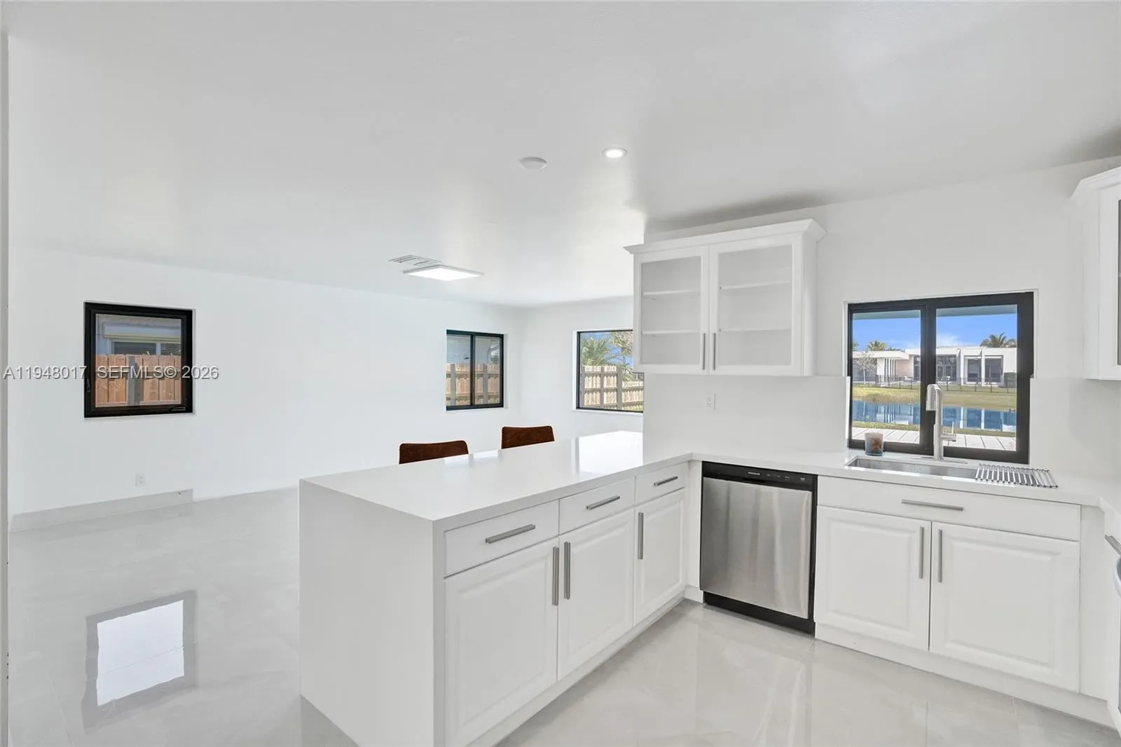 16653 Golfview Dr, Weston, Florida 33326, Weston, Florida 33326, 3 Bedrooms Bedrooms, ,3 BathroomsBathrooms,Residential Lease,For Rent,16653 Golfview Dr, Weston, Florida 33326,A11948017