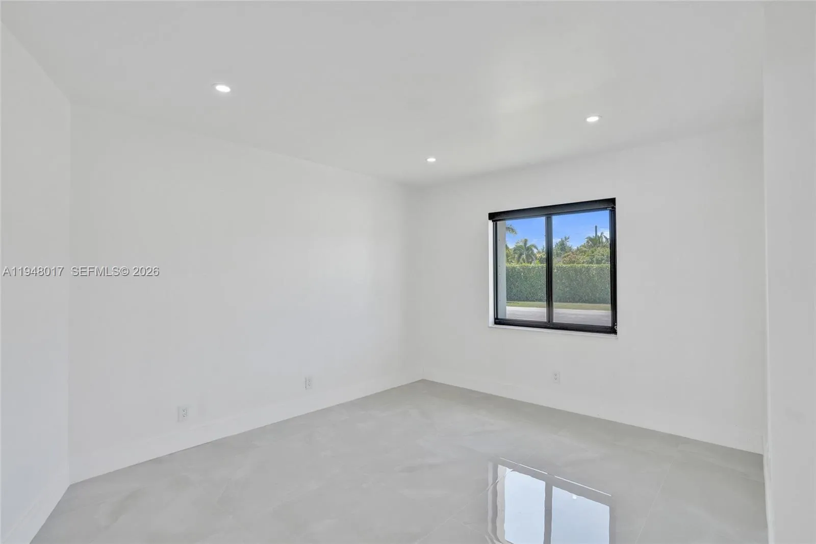 16653 Golfview Dr, Weston, Florida 33326, Weston, Florida 33326, 3 Bedrooms Bedrooms, ,3 BathroomsBathrooms,Residential Lease,For Rent,16653 Golfview Dr, Weston, Florida 33326,A11948017