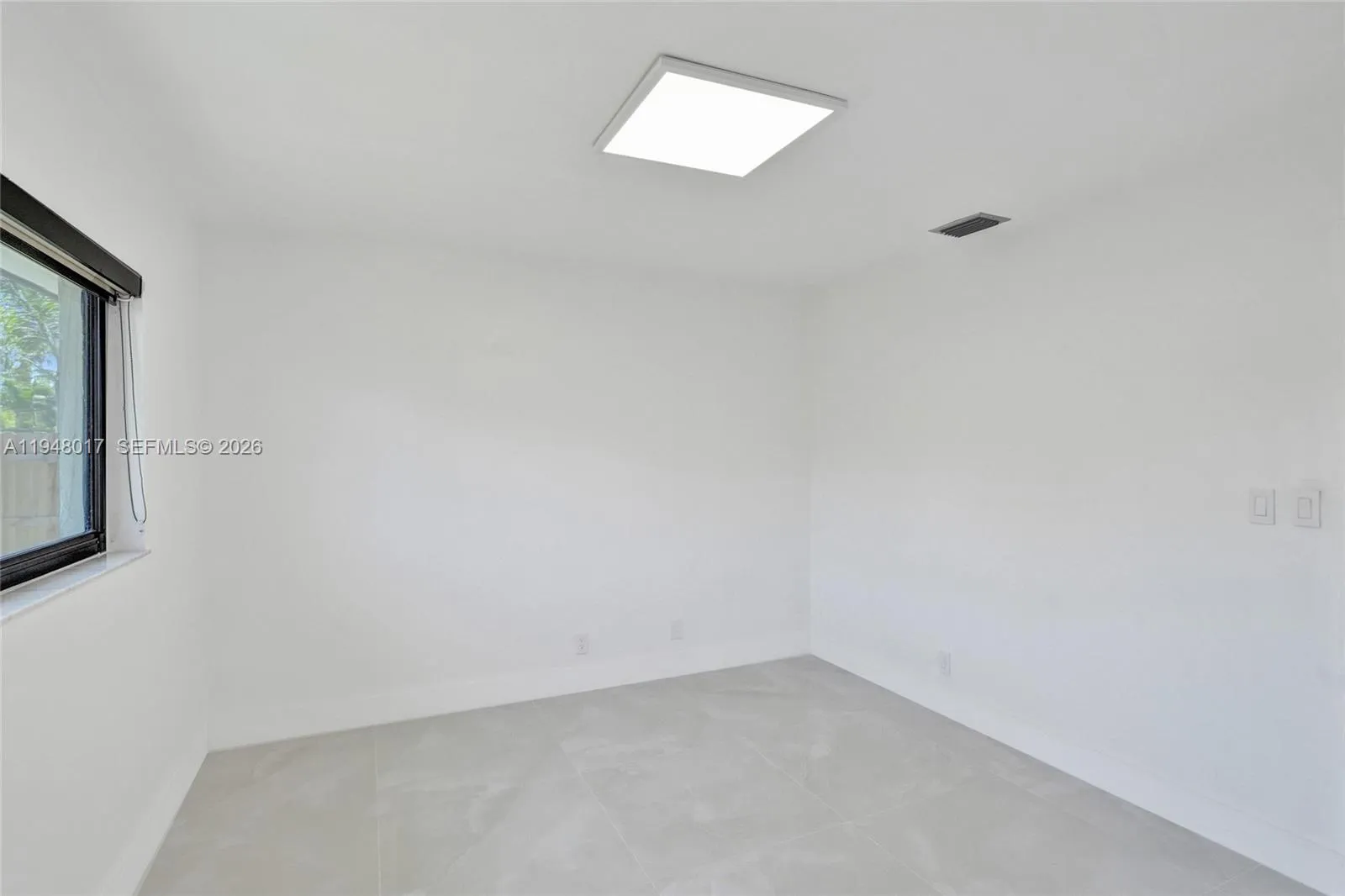 16653 Golfview Dr, Weston, Florida 33326, Weston, Florida 33326, 3 Bedrooms Bedrooms, ,3 BathroomsBathrooms,Residential Lease,For Rent,16653 Golfview Dr, Weston, Florida 33326,A11948017