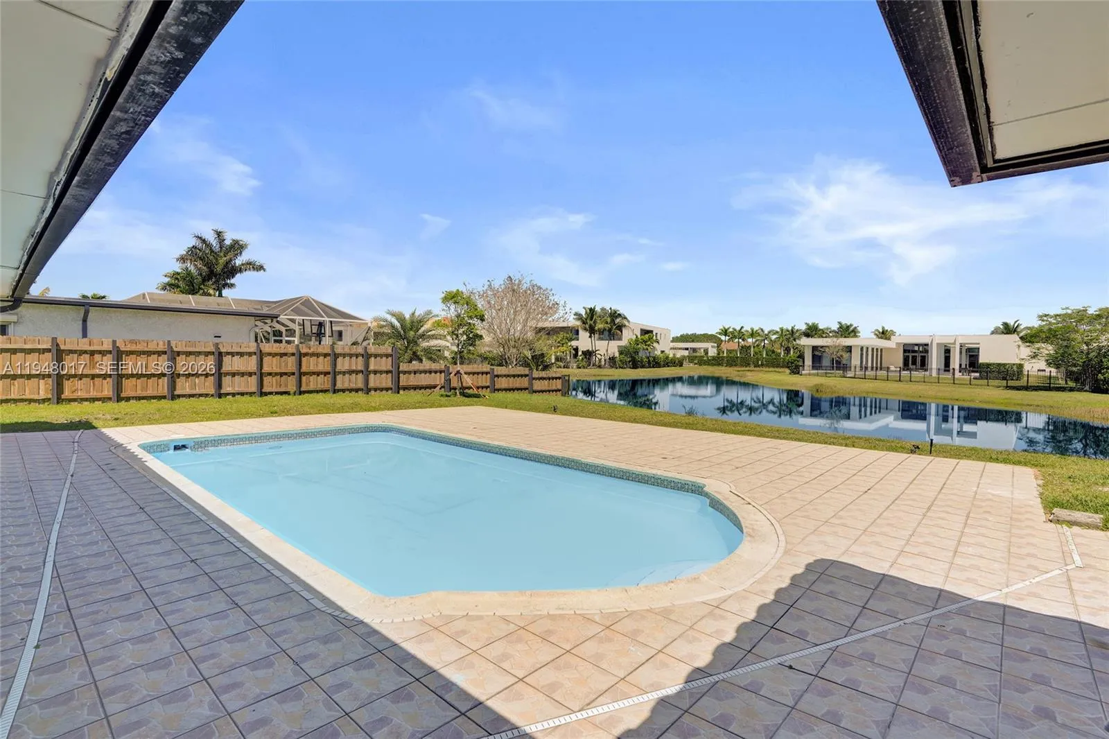 16653 Golfview Dr, Weston, Florida 33326, Weston, Florida 33326, 3 Bedrooms Bedrooms, ,3 BathroomsBathrooms,Residential Lease,For Rent,16653 Golfview Dr, Weston, Florida 33326,A11948017
