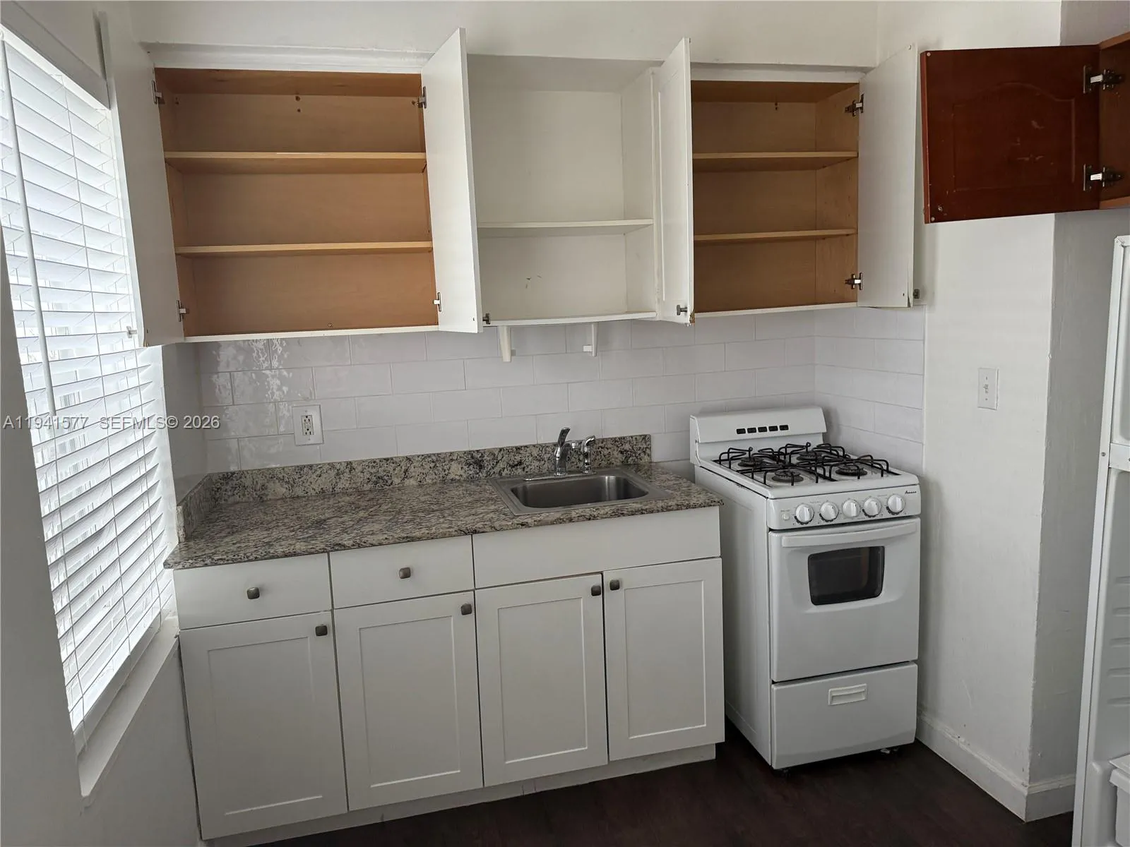 7611 Harding Ave 7, Miami Beach, Florida 33141, Miami Beach, Florida 33141, 1 Bedroom Bedrooms, ,1 BathroomBathrooms,Residential Lease,For Rent,7611 Harding Ave 7, Miami Beach, Florida 33141,A11941577