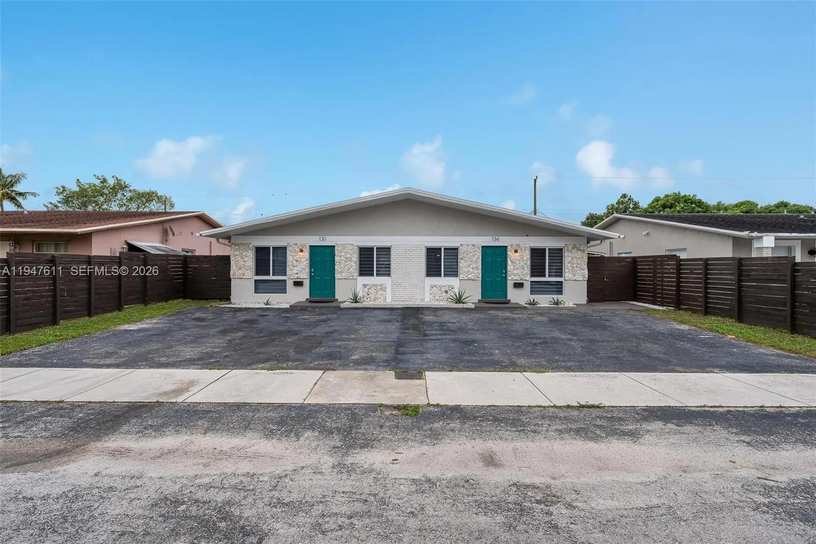 130-134 Nw 57th St, Oakland Park, Florida 33309, Oakland Park, Florida 33309, ,Residential Income,For Sale,130-134 Nw 57th St, Oakland Park, Florida 33309,A11947611