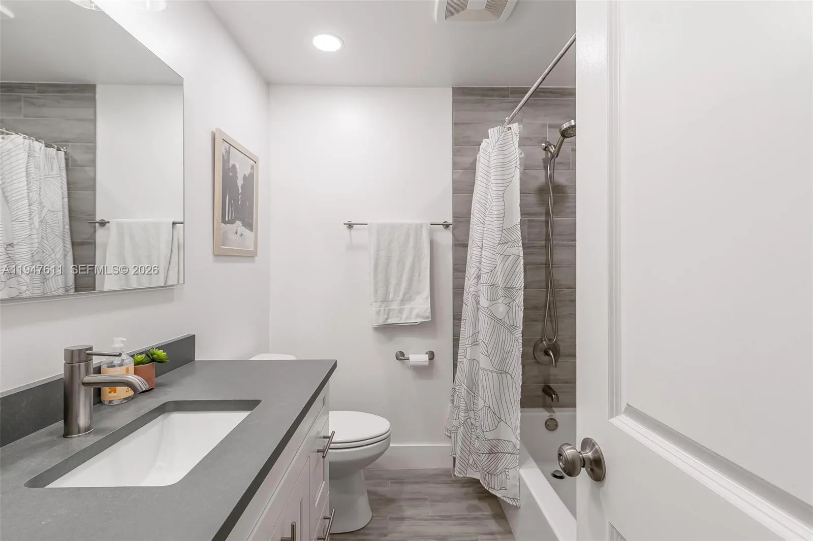 130-134 Nw 57th St, Oakland Park, Florida 33309, Oakland Park, Florida 33309, ,Residential Income,For Sale,130-134 Nw 57th St, Oakland Park, Florida 33309,A11947611