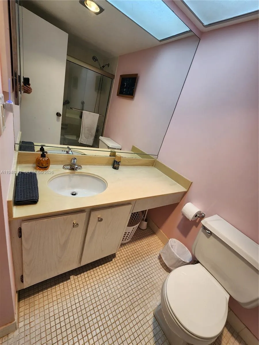 251 174th St 2110, Sunny Isles Beach, Florida 3316, Sunny Isles Beach, Florida 33160, ,1 BathroomBathrooms,Residential Lease,For Rent,251 174th St 2110, Sunny Isles Beach, Florida 3316,A11948242