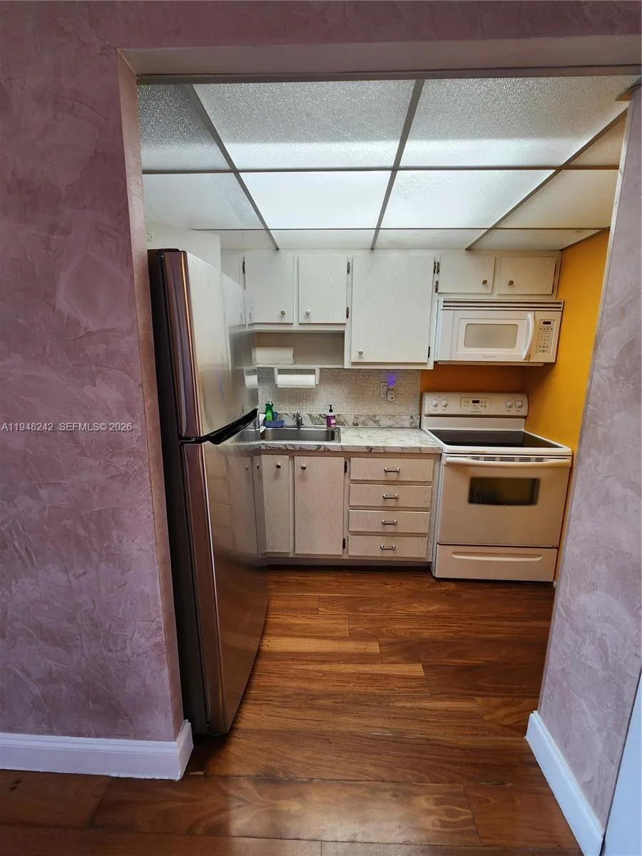 251 174th St 2110, Sunny Isles Beach, Florida 3316, Sunny Isles Beach, Florida 33160, ,1 BathroomBathrooms,Residential Lease,For Rent,251 174th St 2110, Sunny Isles Beach, Florida 3316,A11948242