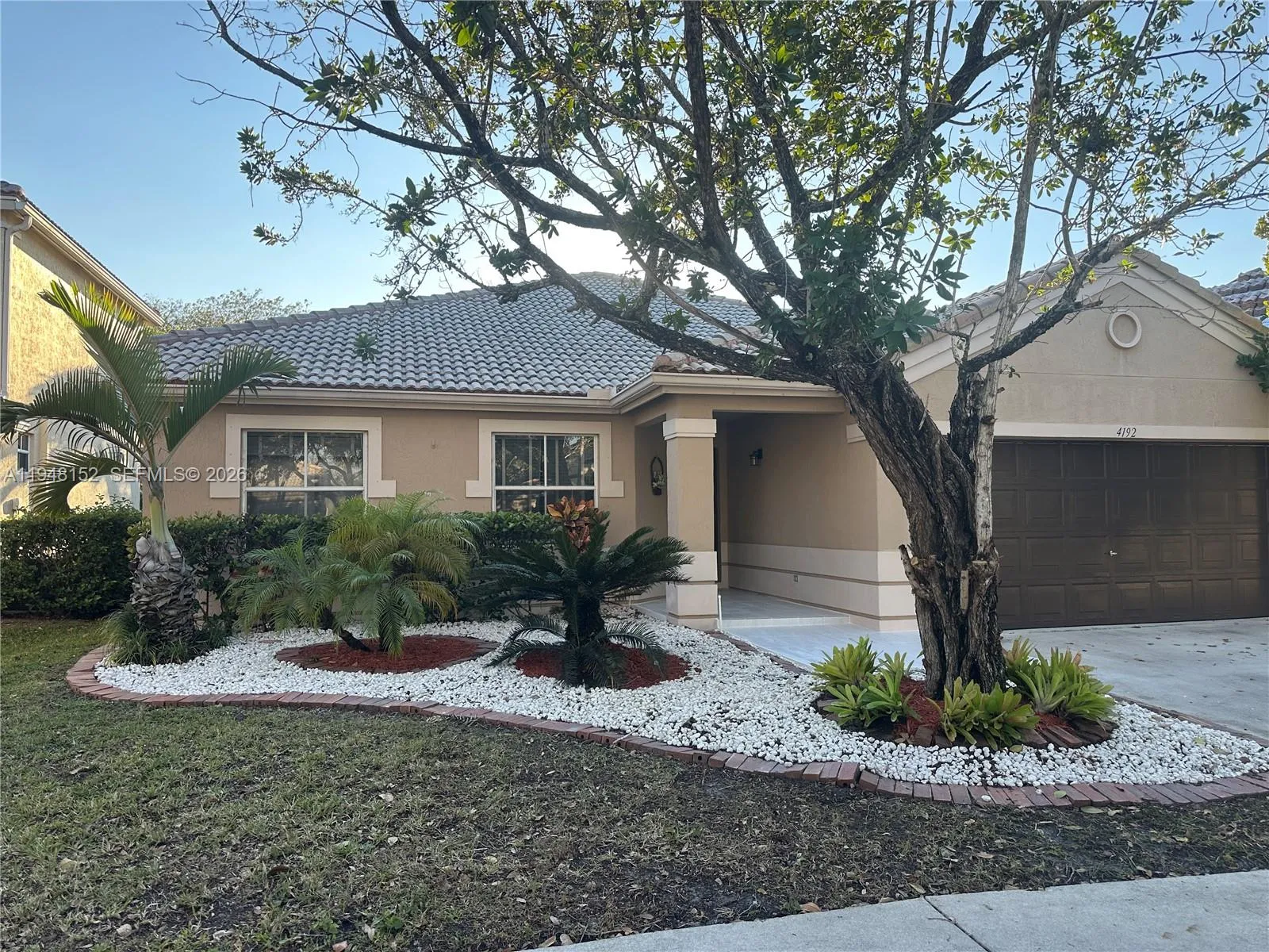 4192 Laurel Ridge Cir 4192, Weston, Florida 33331, Weston, Florida 33331, 4 Bedrooms Bedrooms, ,2 BathroomsBathrooms,Residential Lease,For Rent,4192 Laurel Ridge Cir 4192, Weston, Florida 33331,A11948152