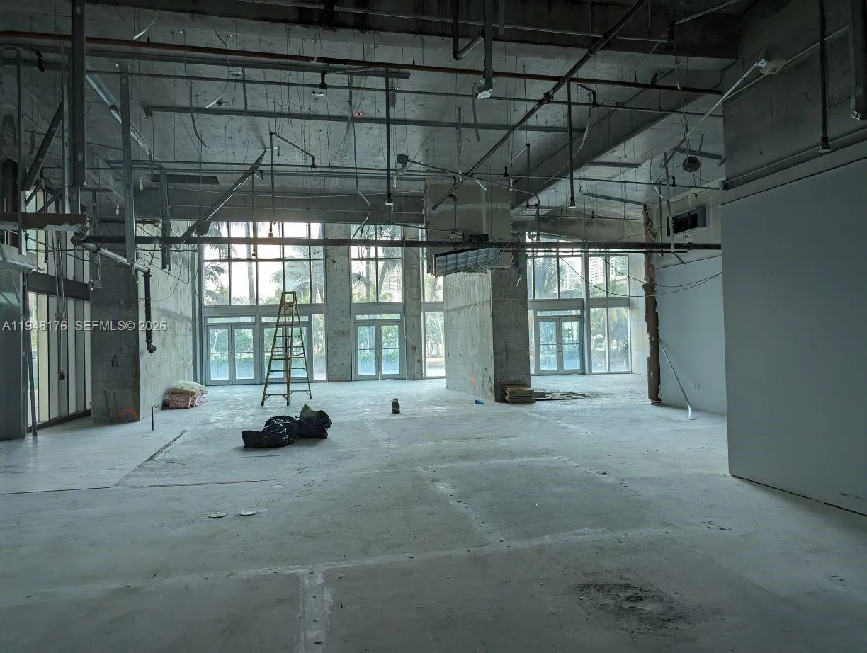 175 Sw 7th St, Miami, Florida 33130, Miami, Florida 33130, ,Commercial Lease,For Rent,175 Sw 7th St, Miami, Florida 33130,A11948176