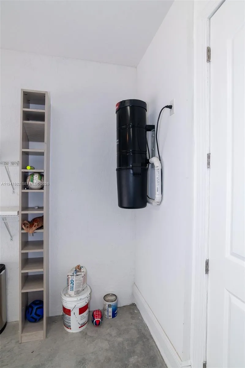 2900 Ne 12th Ter 33, Oakland Park, Florida 33334, Oakland Park, Florida 33334, 3 Bedrooms Bedrooms, ,2 BathroomsBathrooms,Residential,For Sale,2900 Ne 12th Ter 33, Oakland Park, Florida 33334,A11947602